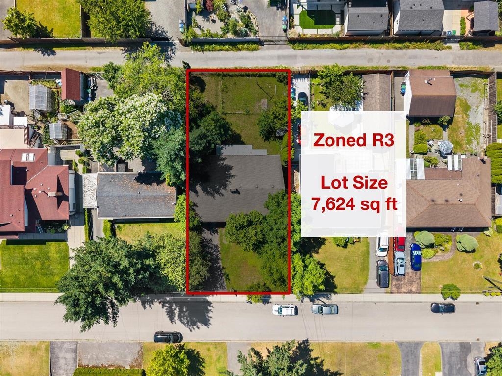 107 Avenue, Surrey, BC V3R 1T8