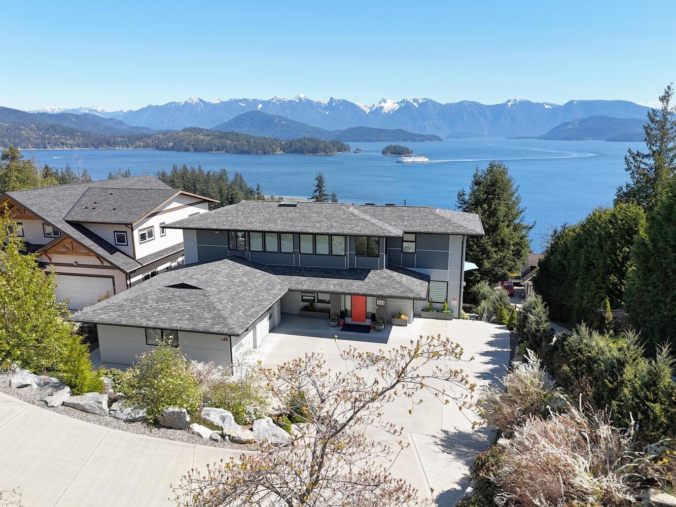 1242 Saint Andrews Road, Gibsons, BC V0N 1V1