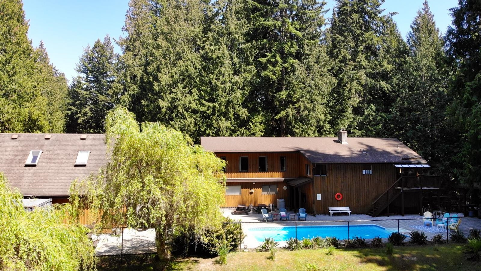 1371 Sunshine Coast Highway, Gibsons, BC V0N 1V0