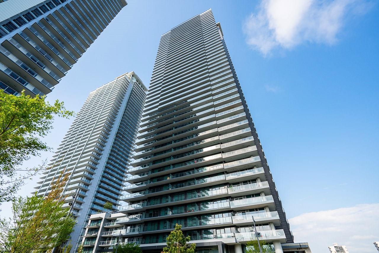 3809 Evergreen Place #2111, Burnaby, BC V3J 0M1