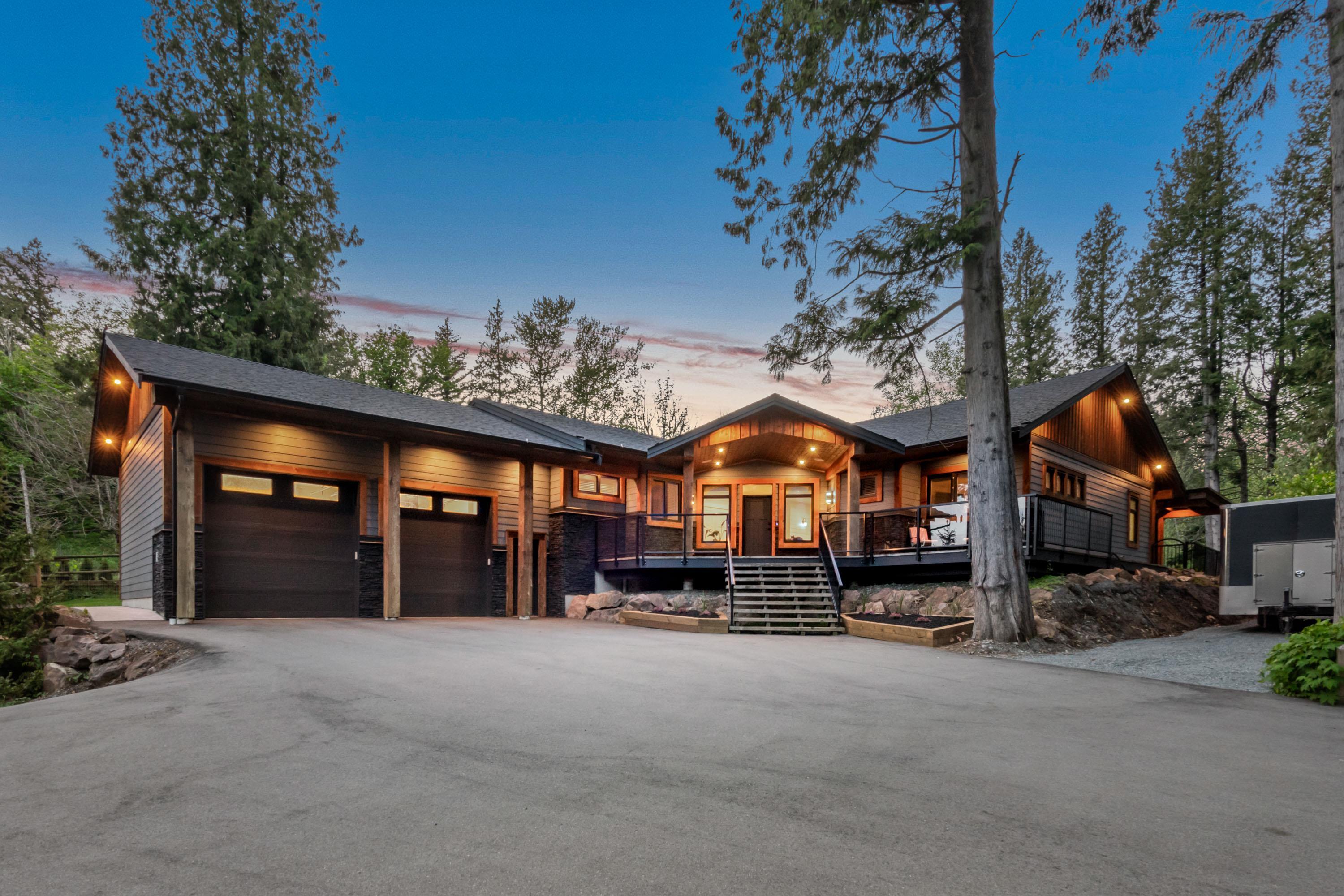 37483 Atkinson Road, Abbotsford, BC V3G 2G7