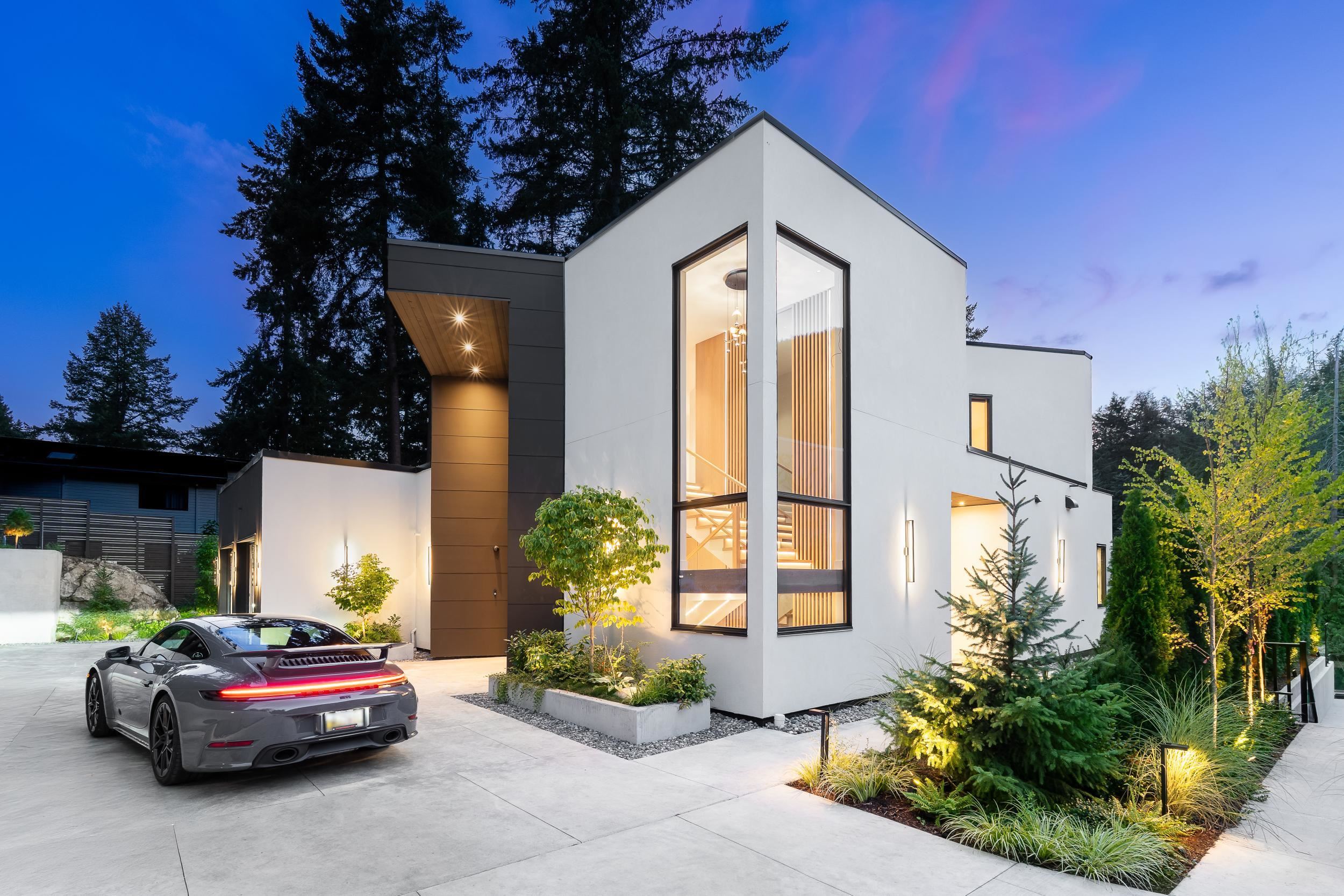 5773 Primrose Place, West Vancouver, BC V7W 1T4