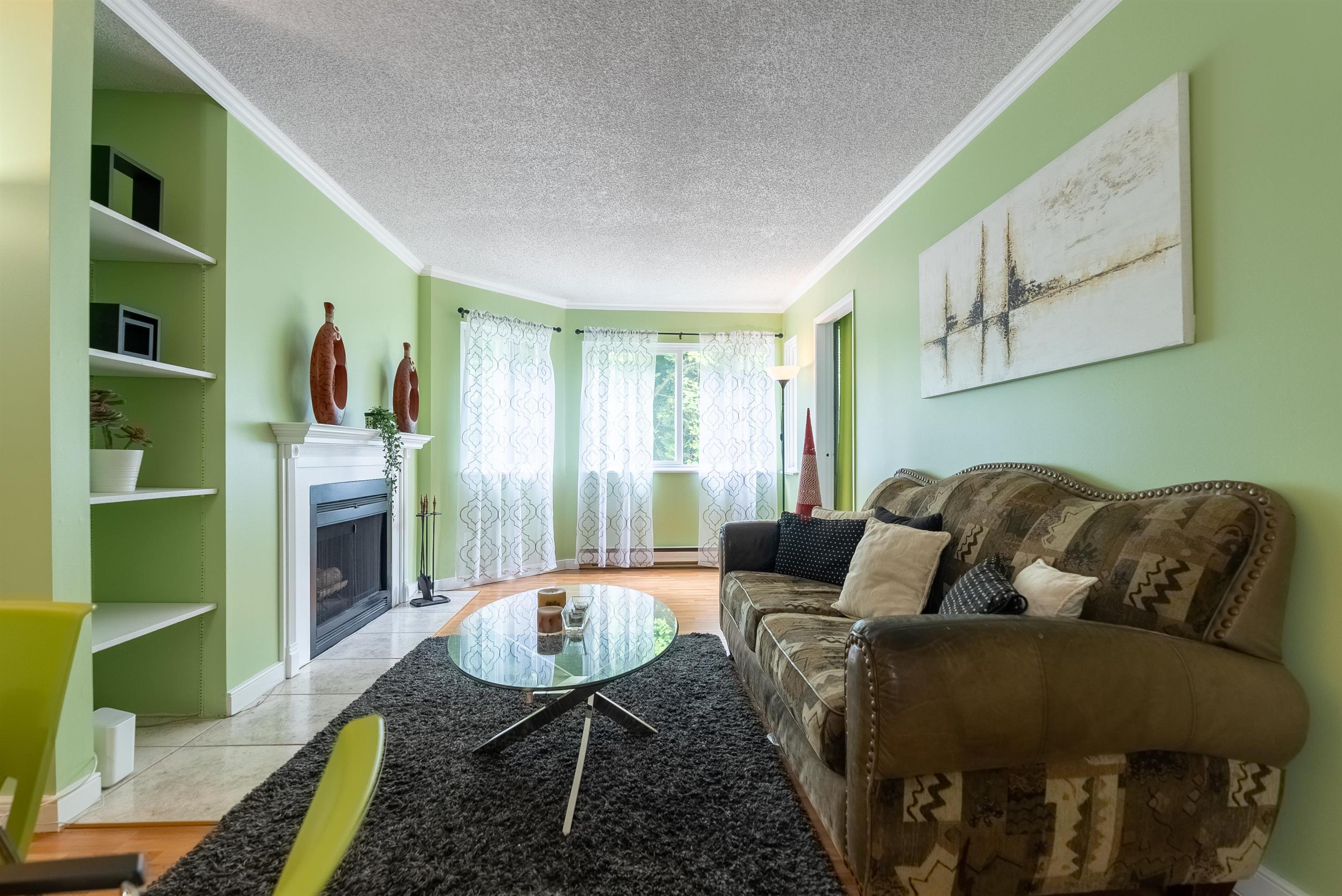 9880 Manchester Drive #402, Burnaby, BC V3N 4R3