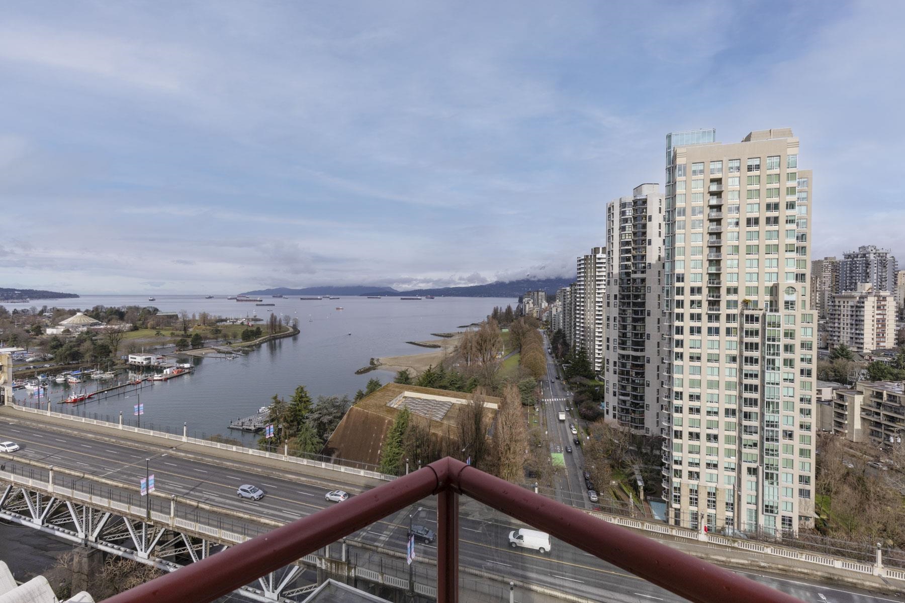 1000 Beach Avenue #2005, Vancouver, BC V6E 4M2