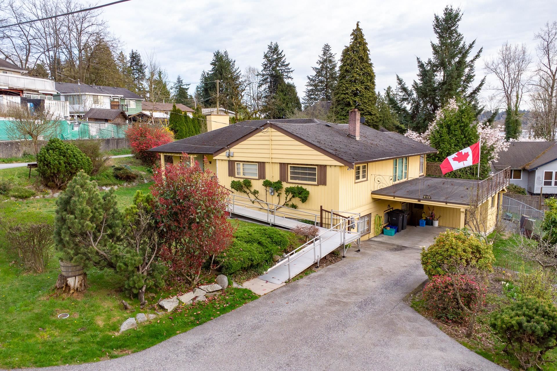 1874 Hillside Avenue, Coquitlam, BC V3K 1K5