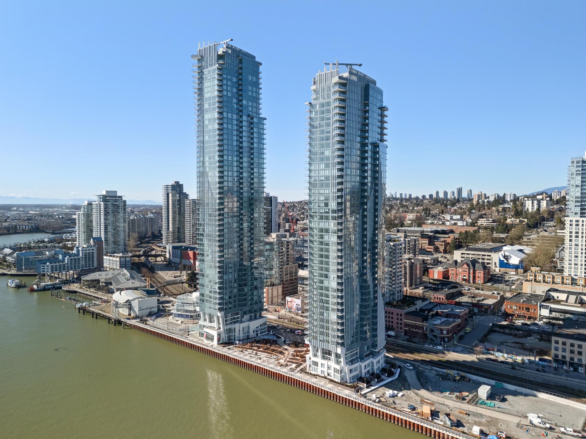 660 Quayside Dr #1304, New Westminster, BC V3M 0P2