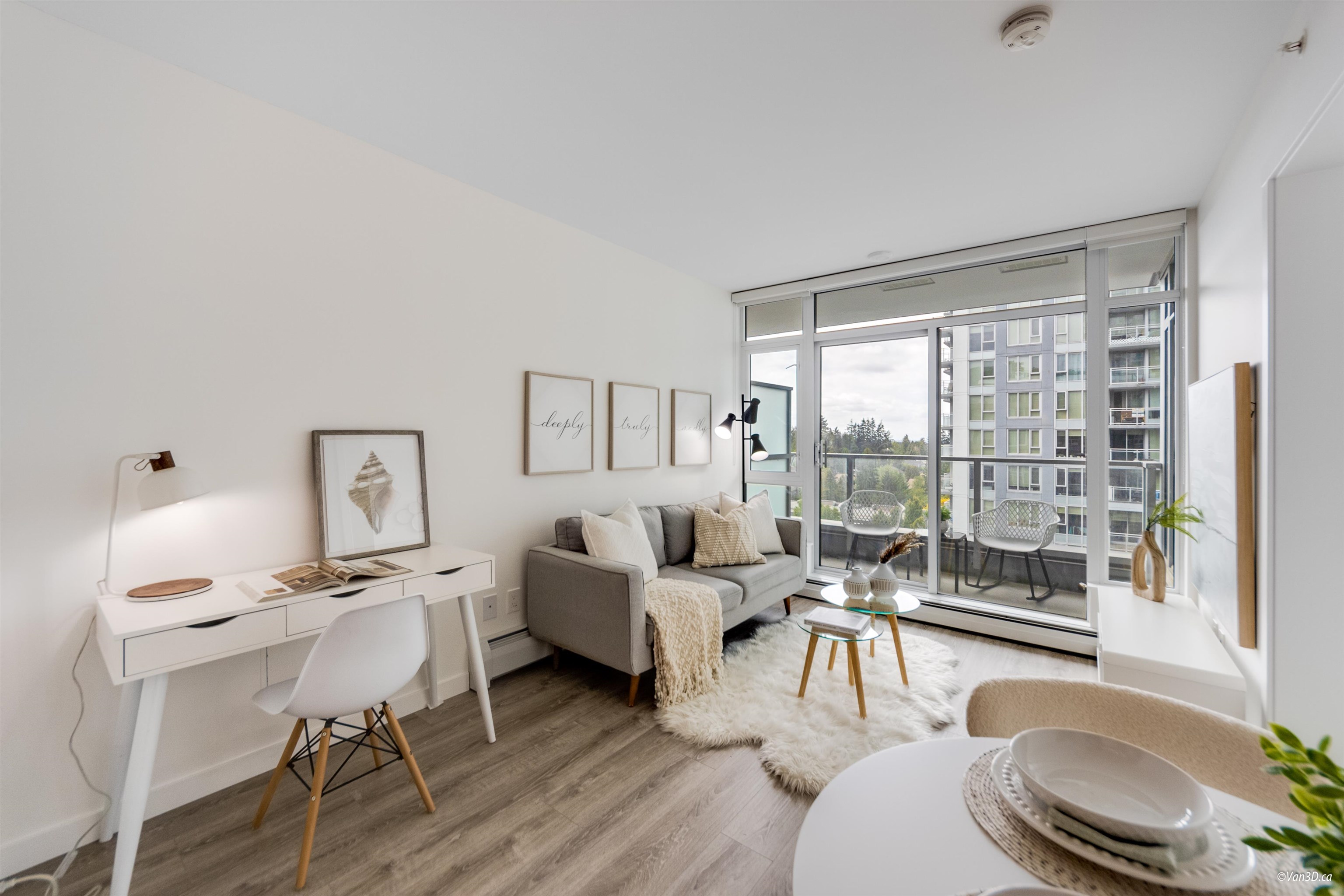 13350 Central Avenue #1114, Surrey, BC V3T 0S1