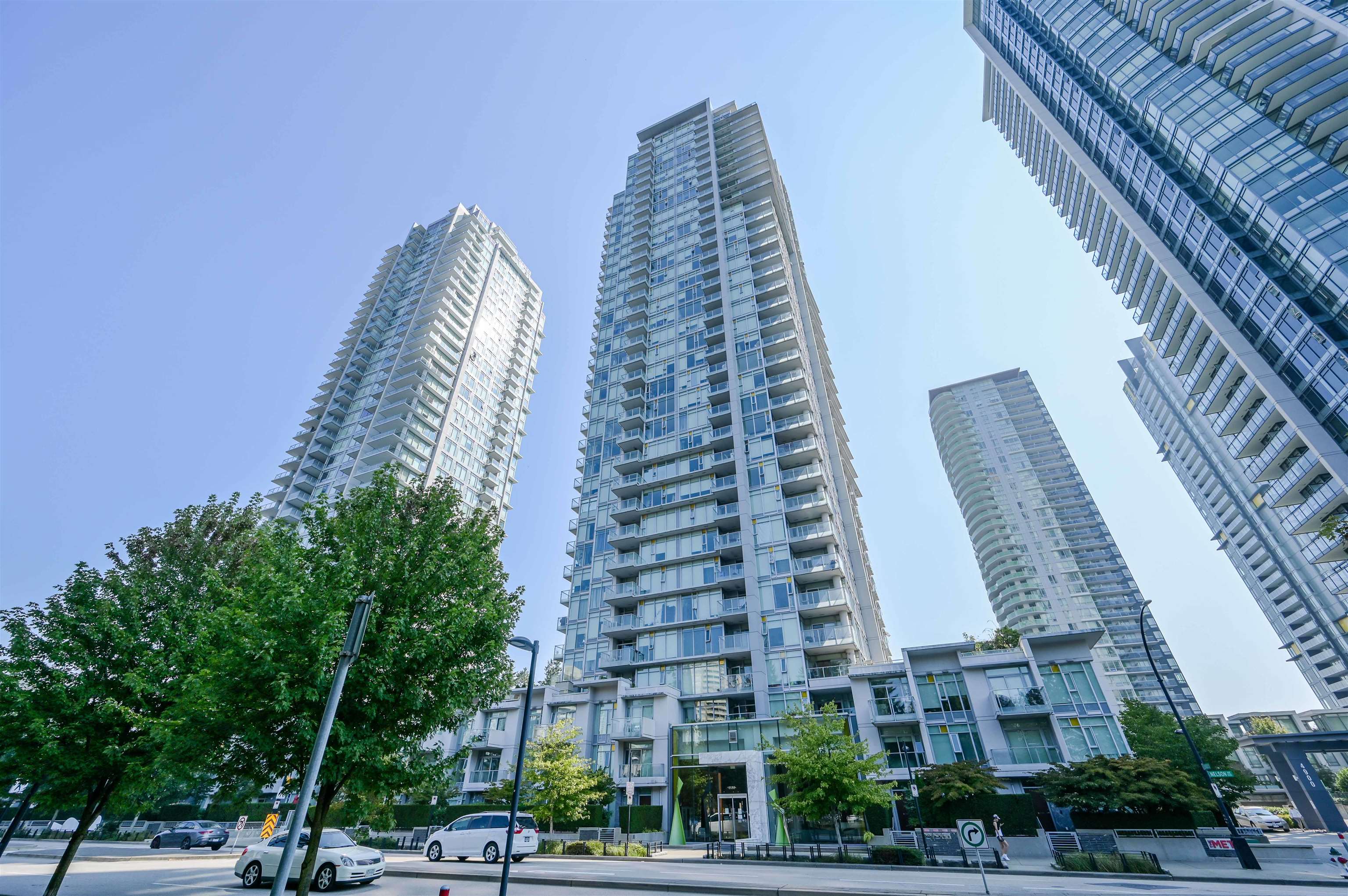 6588 Nelson Avenue #1809, Burnaby, BC V5H 0E8