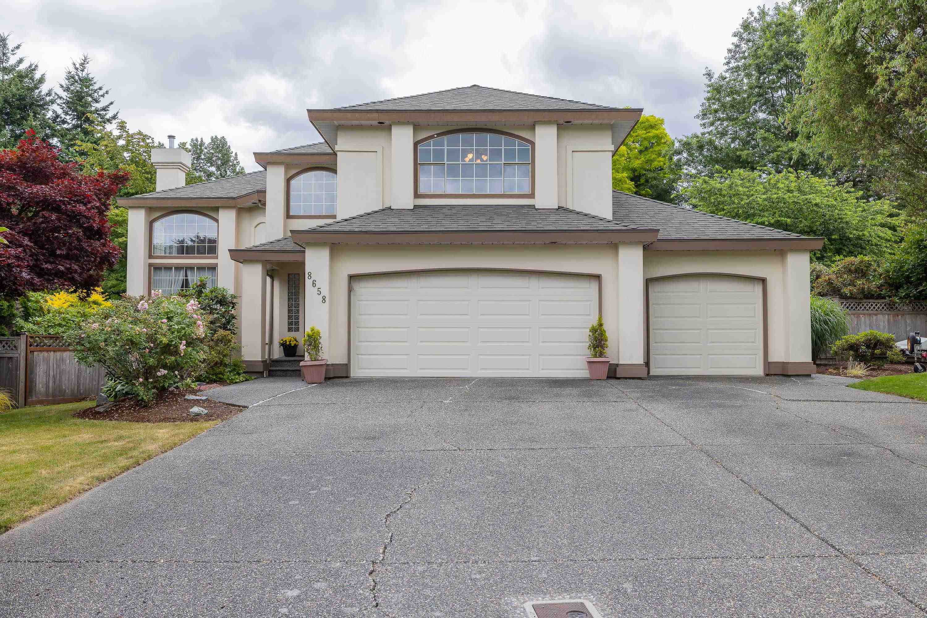 165a Street, Surrey, BC V4N 3G7