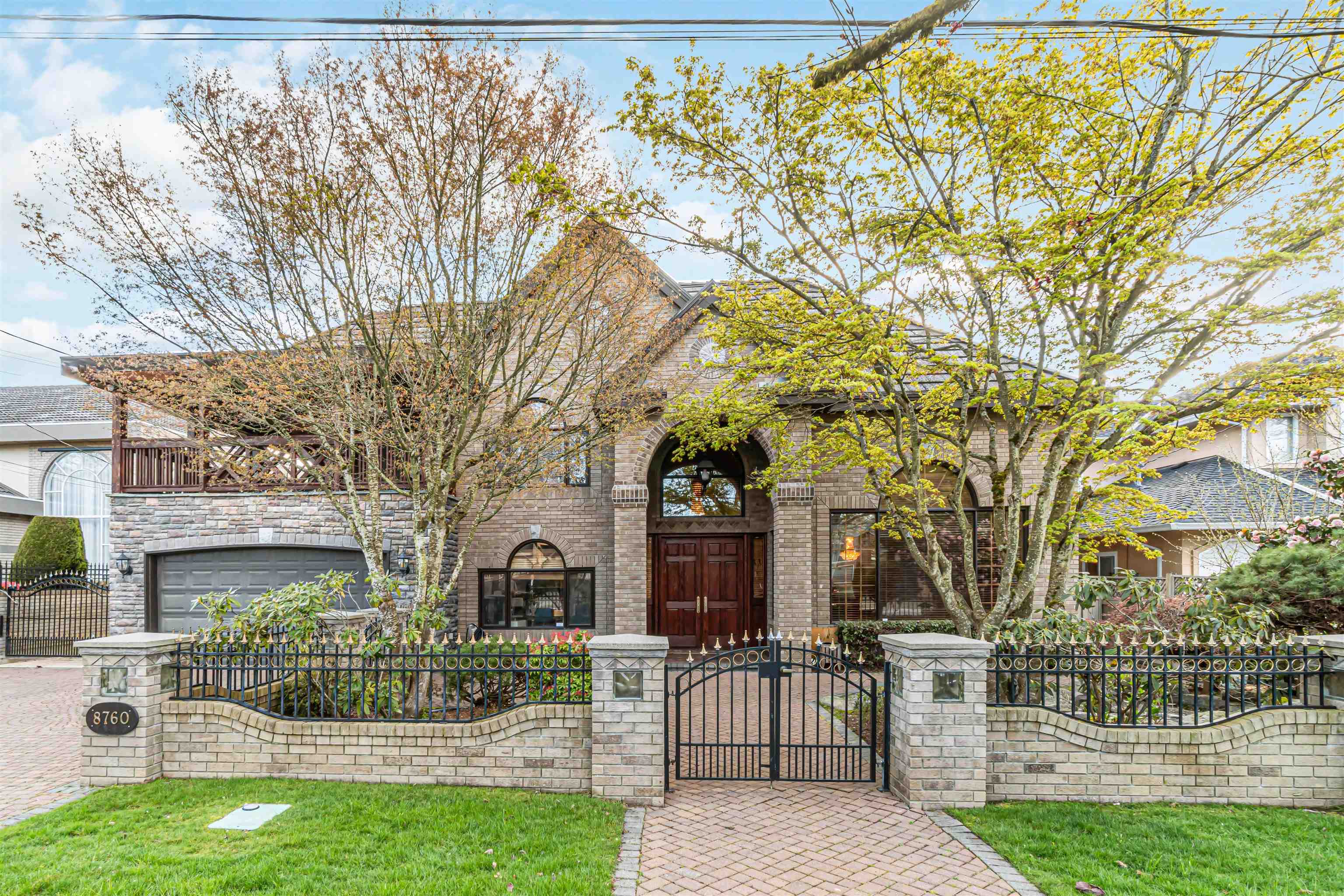 8760 Wheeler Road, Richmond, BC V6Y 2M5