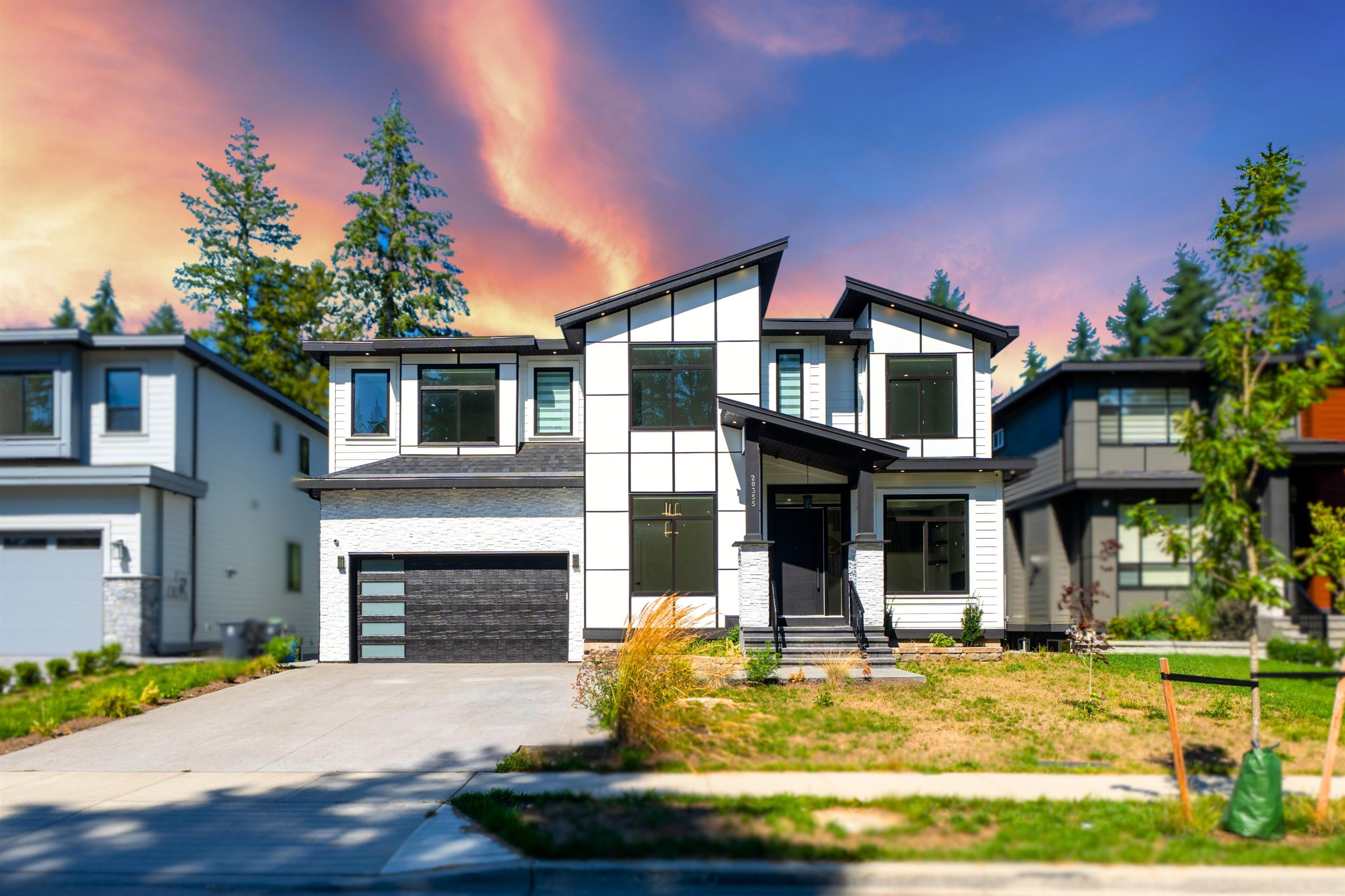 27 Avenue, Langley, BC V2B 0B6