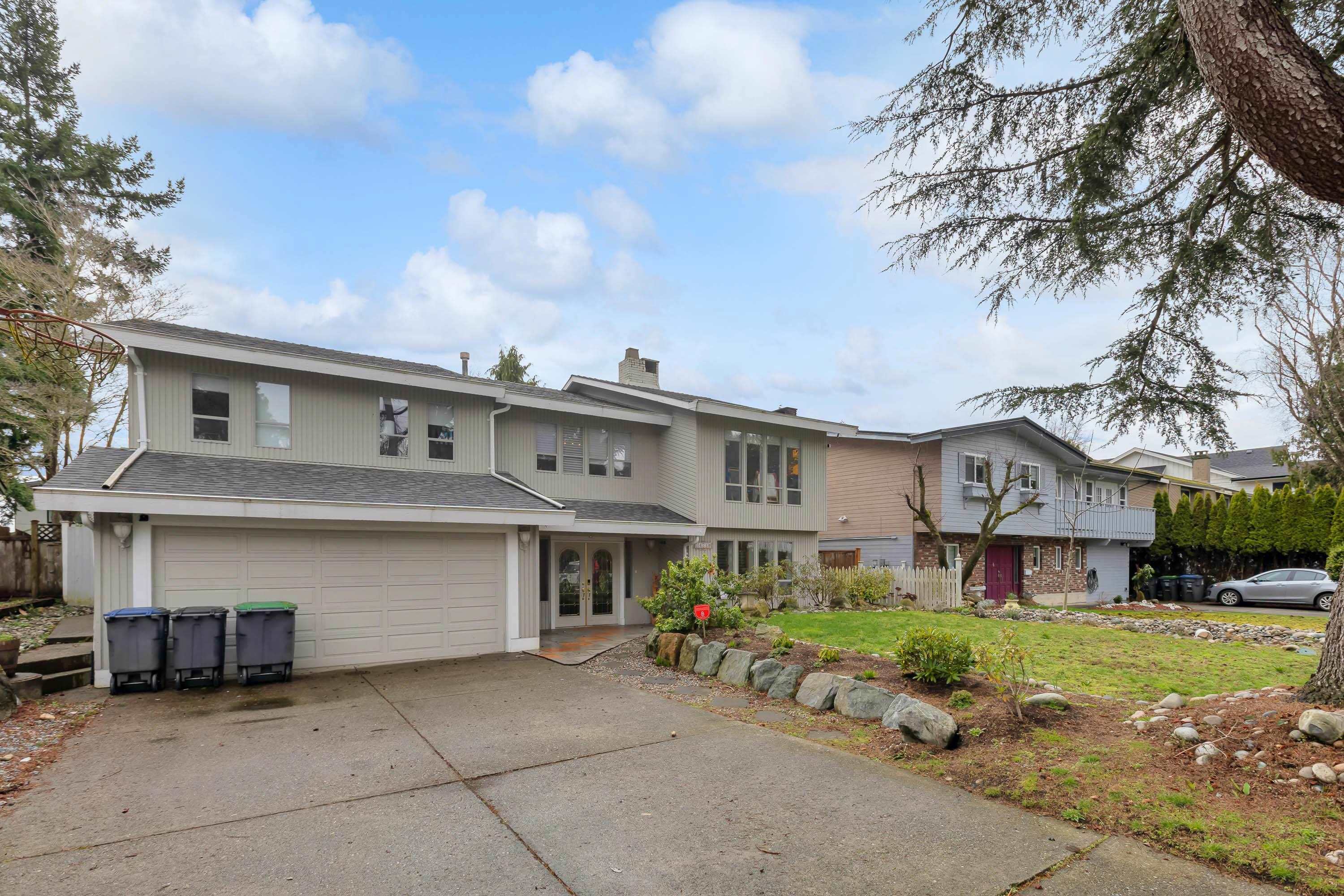 16a Avenue, Surrey, BC V4A 5M7