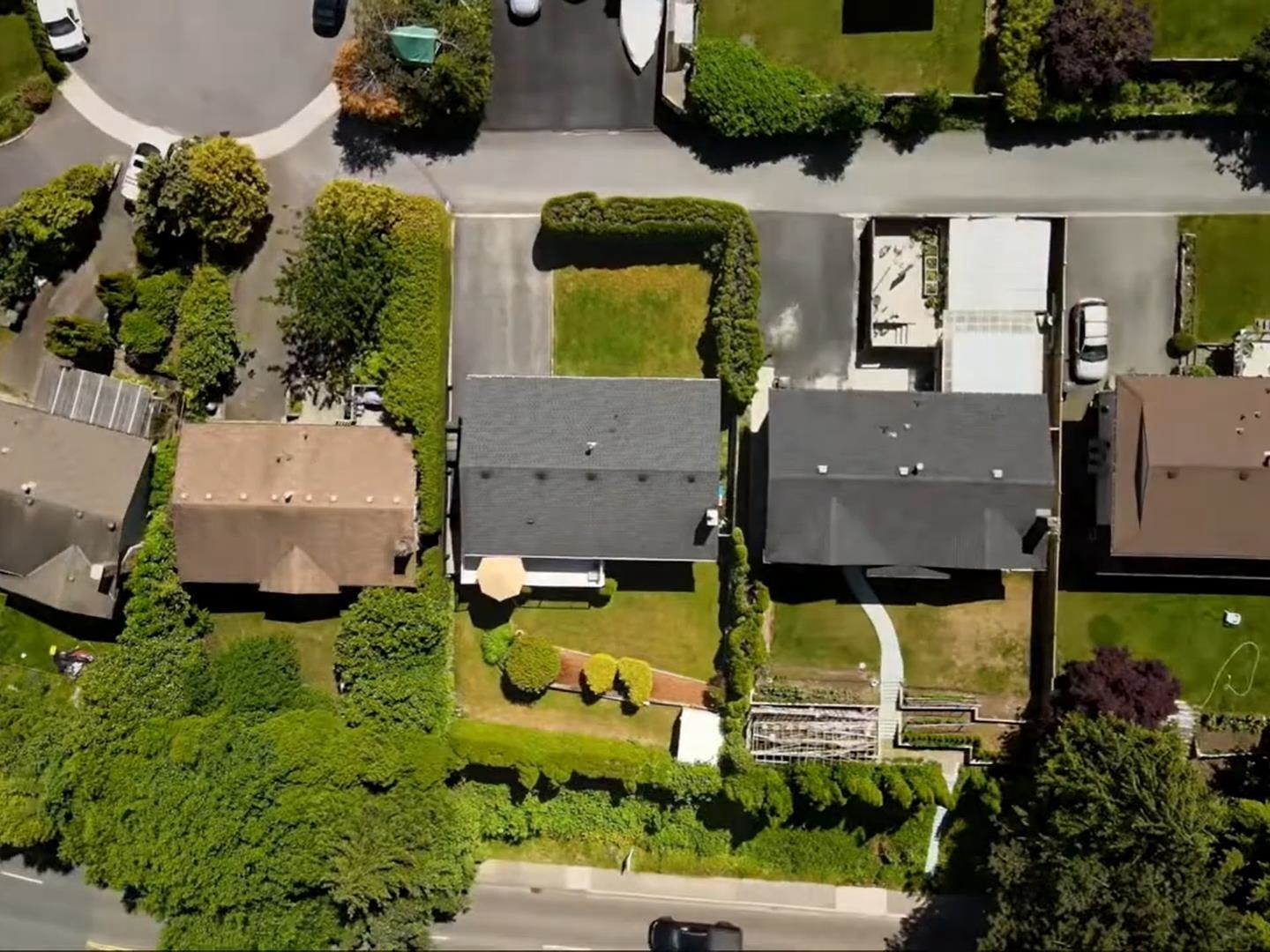 3222 Mariner Way, Coquitlam, BC V3C 4K7