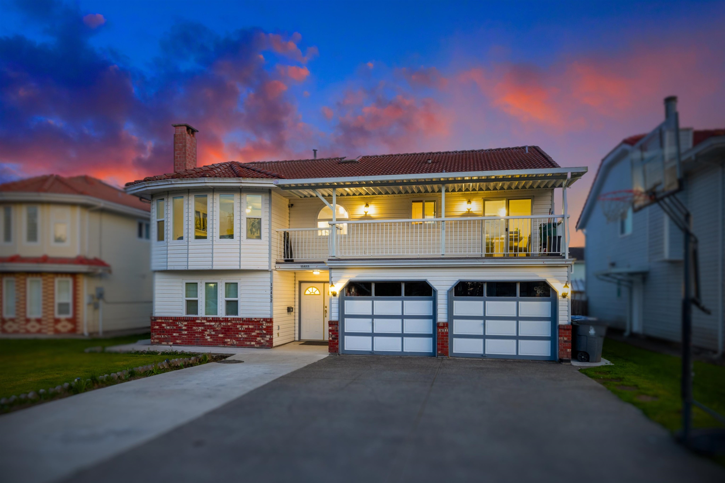 90a Avenue, Surrey, BC V3V 6T3