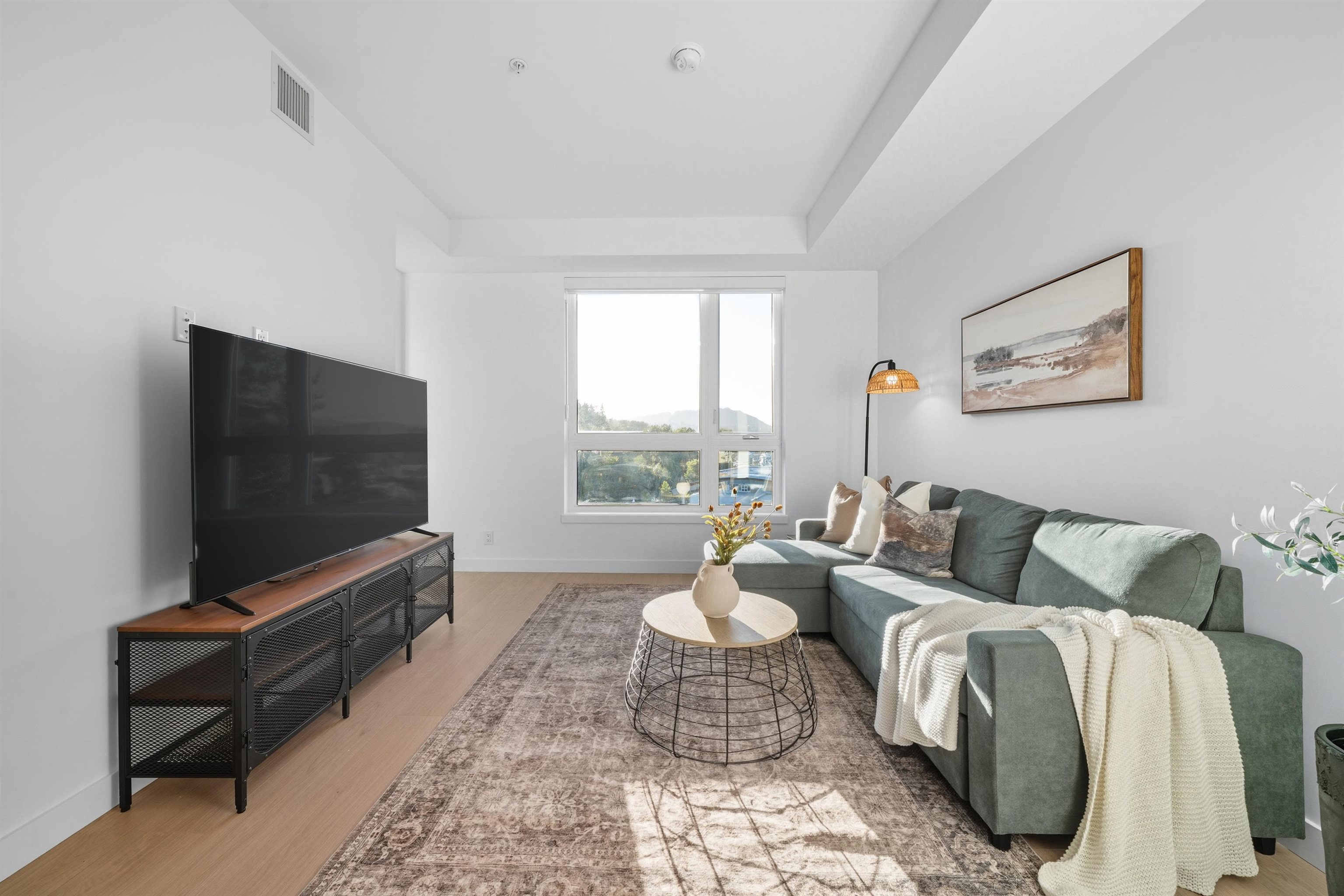 150 James Rd #611, Port Moody, BC V3H 0N7