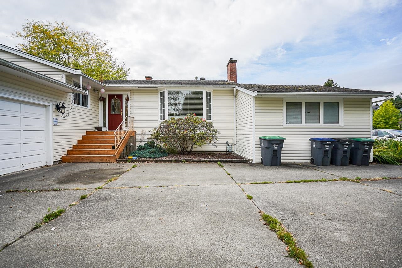 12 Avenue, Surrey, BC V4A 9H6