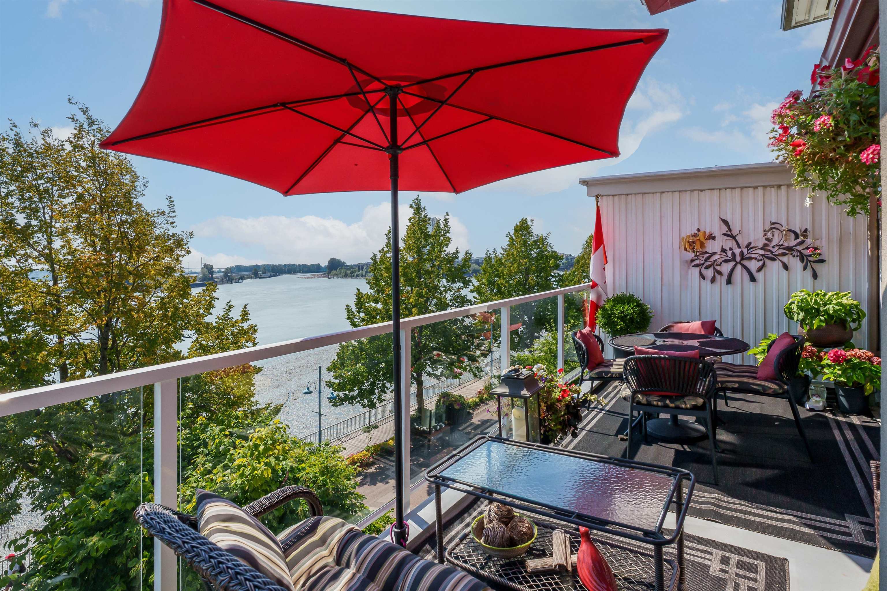 12 K De K Court #408, New Westminster, BC V3M 6C5