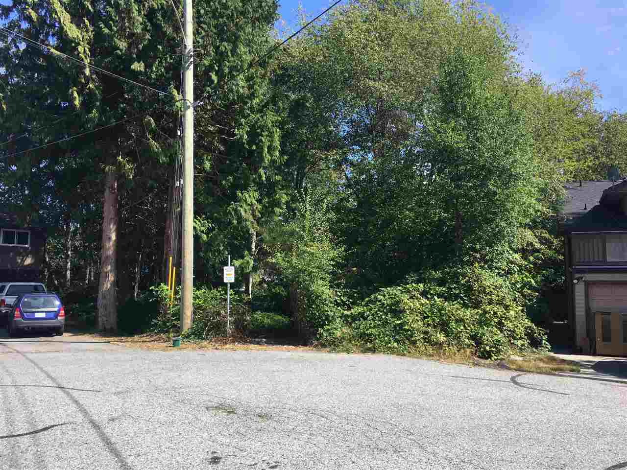Maplewood Lane, Gibsons, BC V0N 1V8