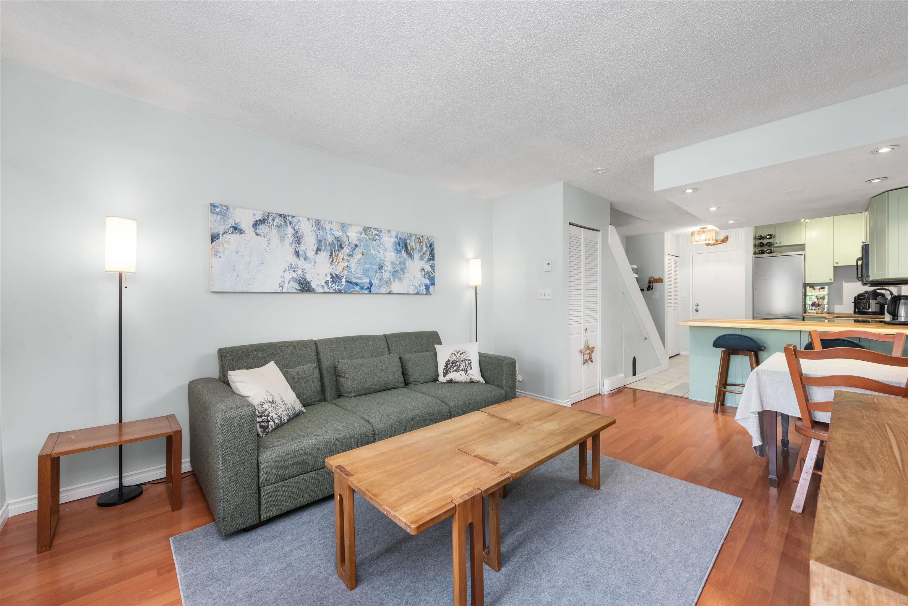719 East 31st Avenue #1, Vancouver, BC V5V 2W9