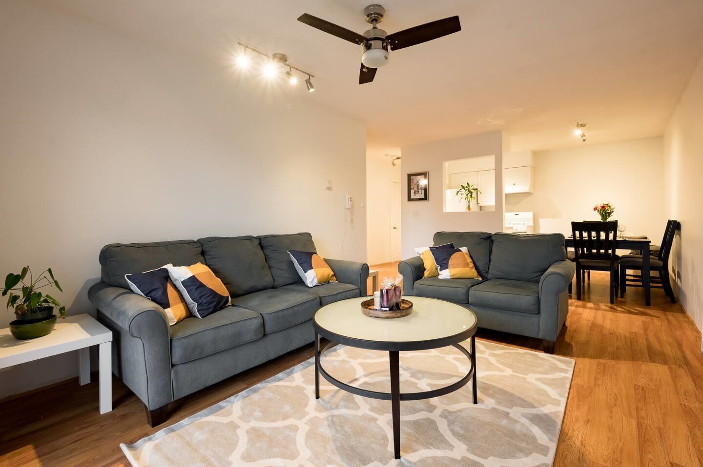 36 East 14th Avenue #316, Vancouver, BC V5T 4C9
