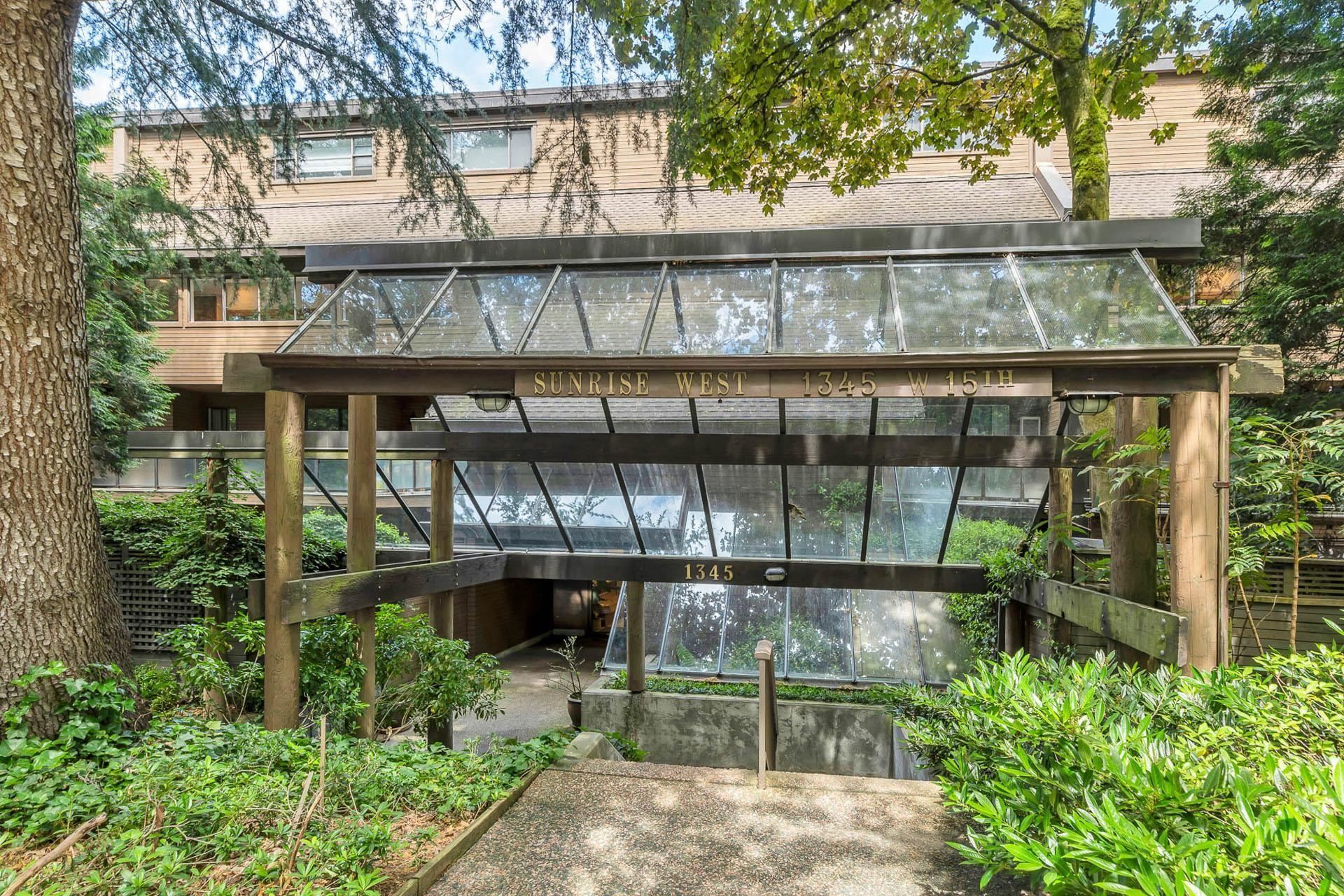 1345 West 15th Avenue #306, Vancouver, BC V6H 3R3