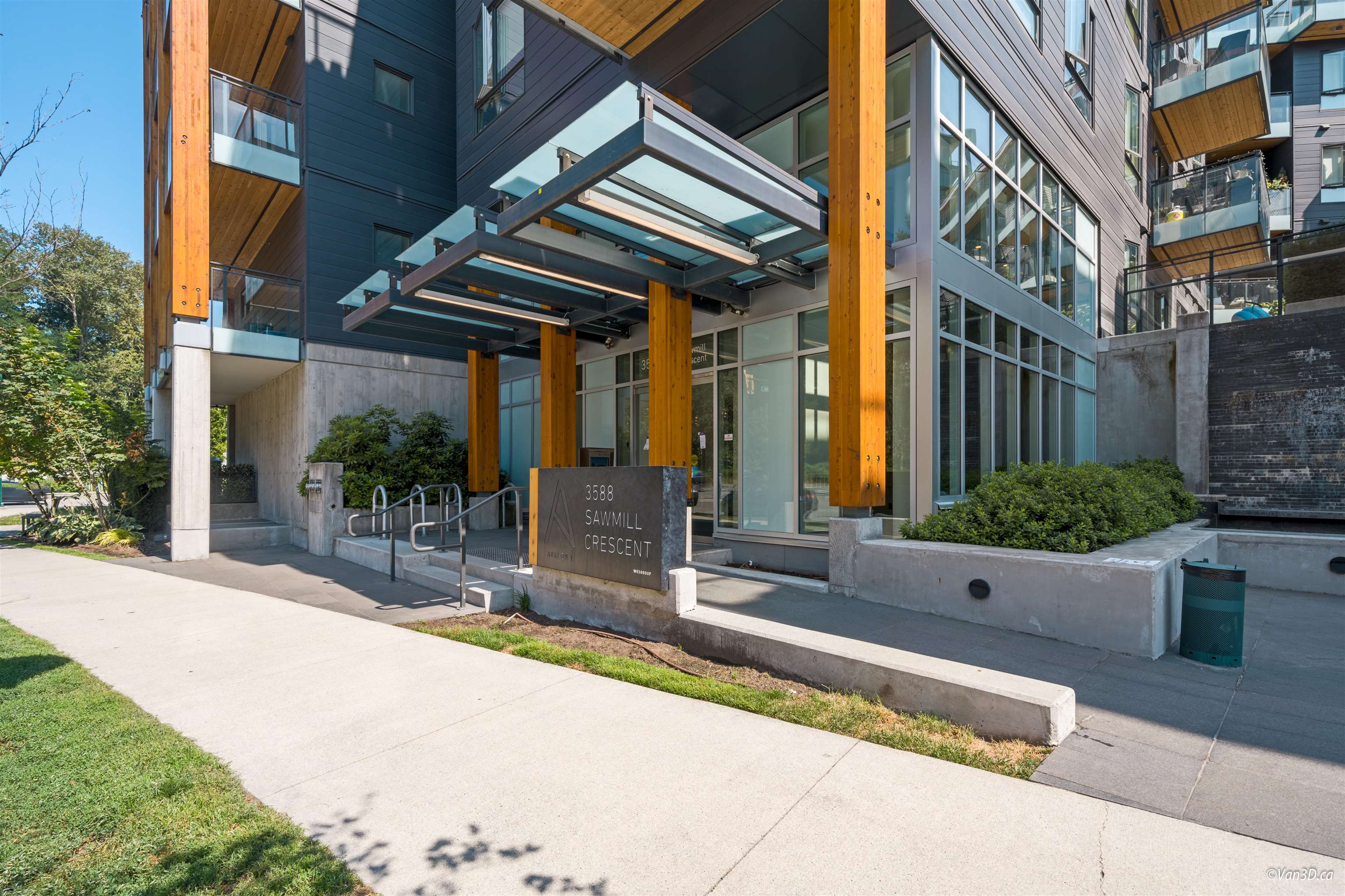 3588 Sawmill Crescent #102, Vancouver, BC V5S 0H5