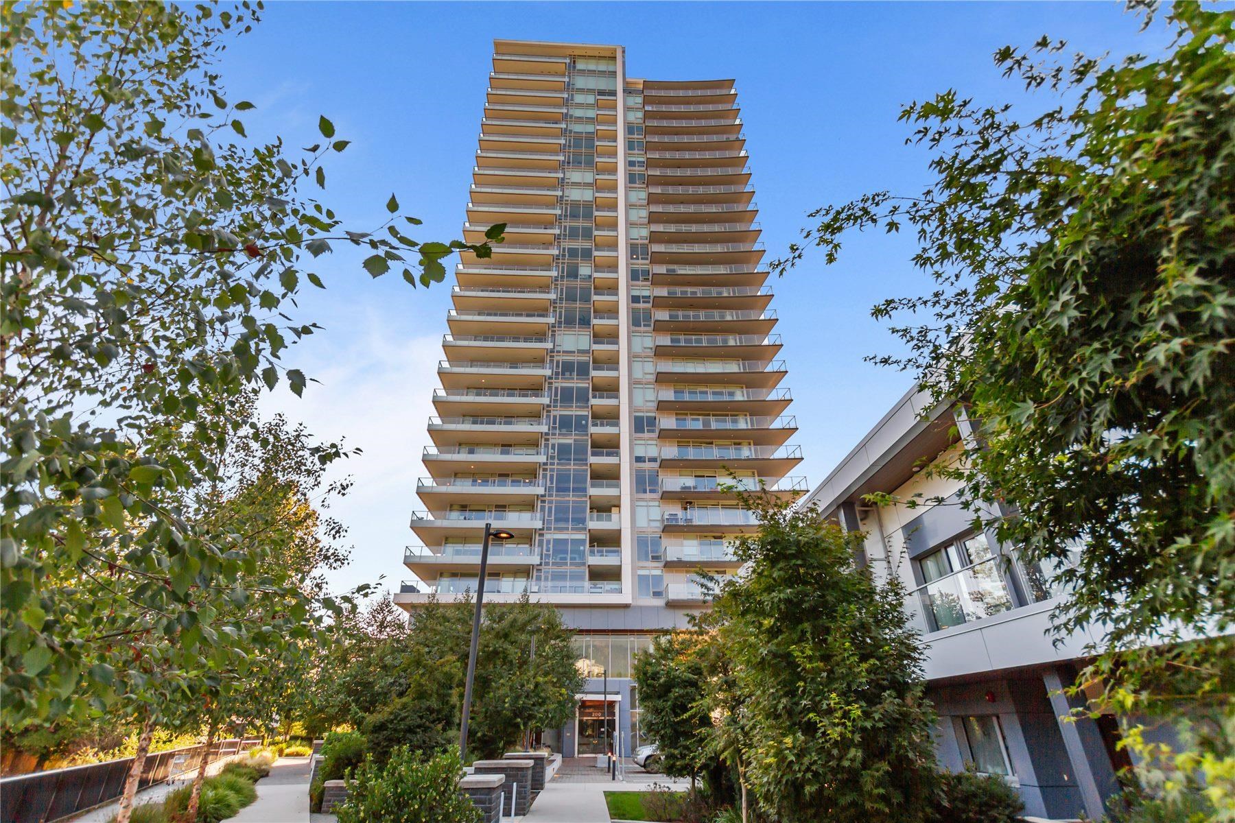 200 Klahanie Court #1405, West Vancouver, BC V7P 0E4