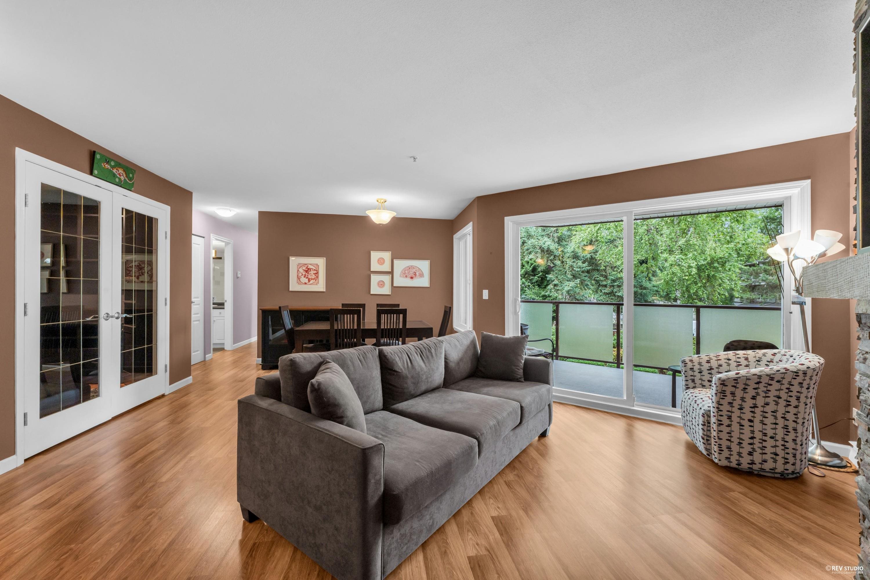 7139 18th Avenue #310, Burnaby, BC V3N 4Z3