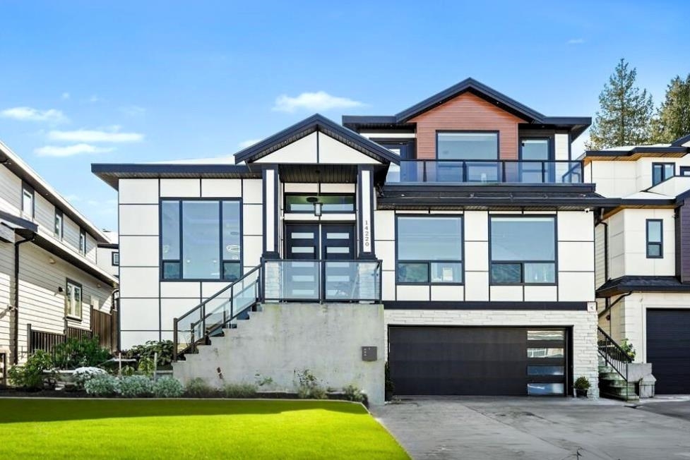 114 Avenue, Surrey, BC V3R 5H3