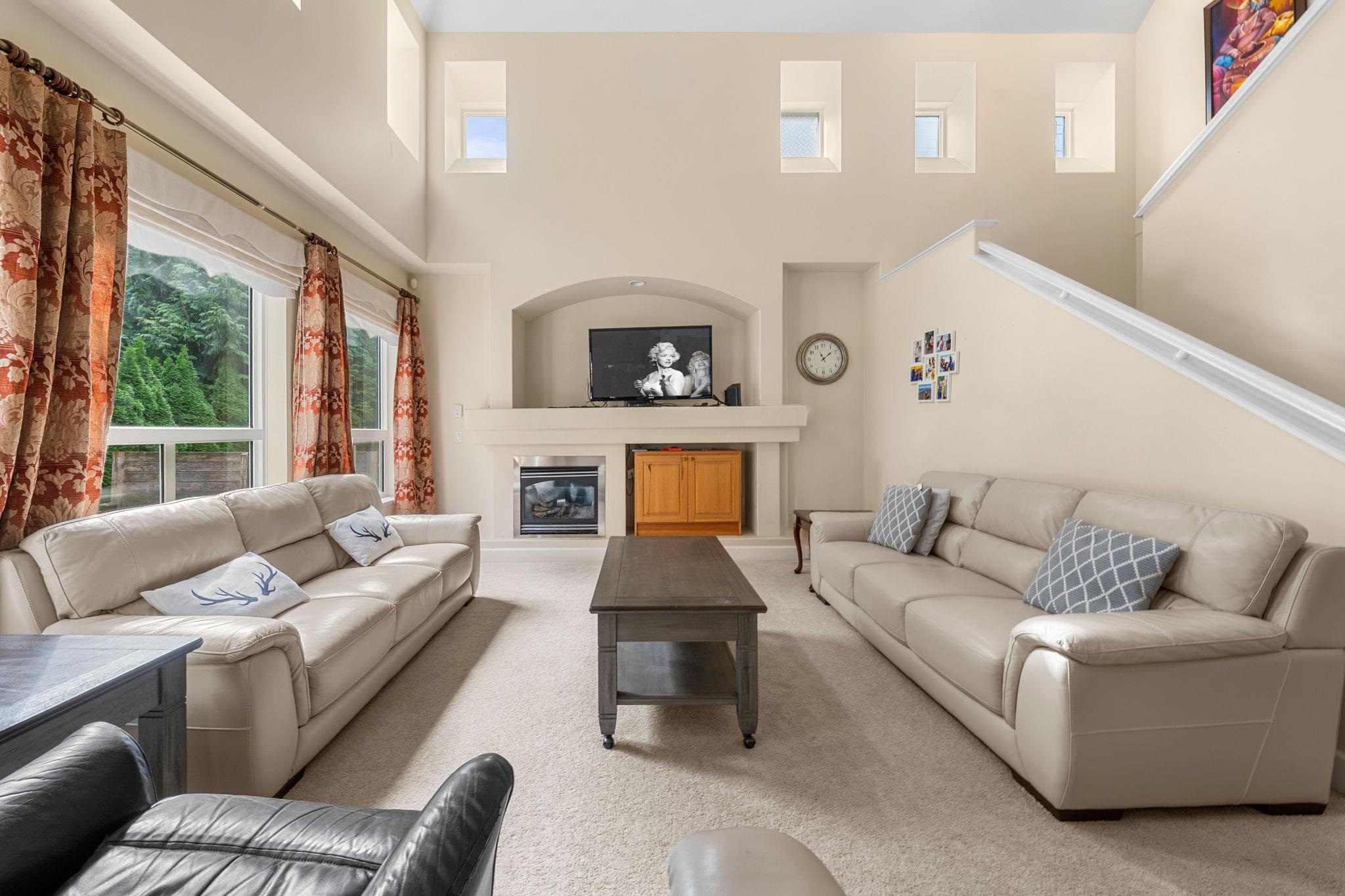 198b Street, Langley, BC V2Y 3B4