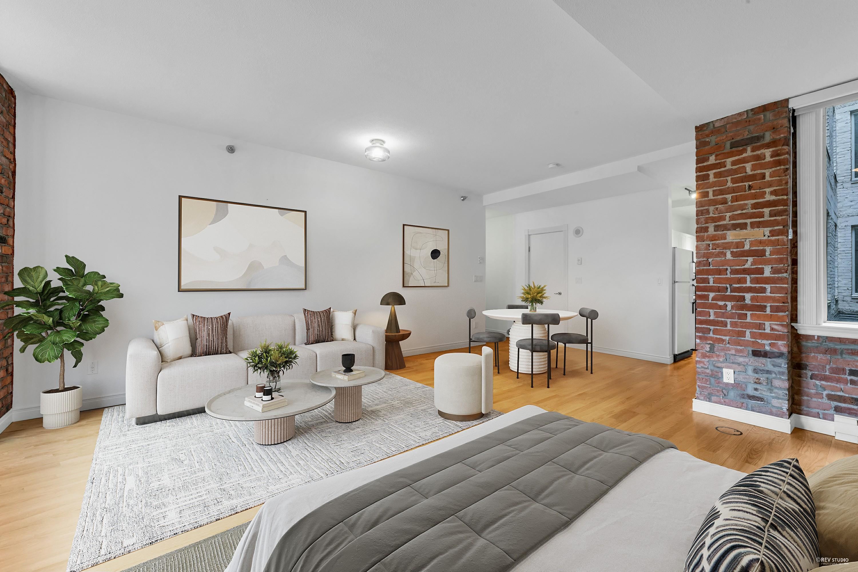 233 Abbott Street #301, Vancouver, BC V6B 2K7