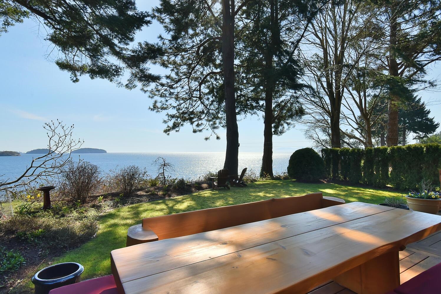 667 Franklin Road, Gibsons, BC V0N 1V8