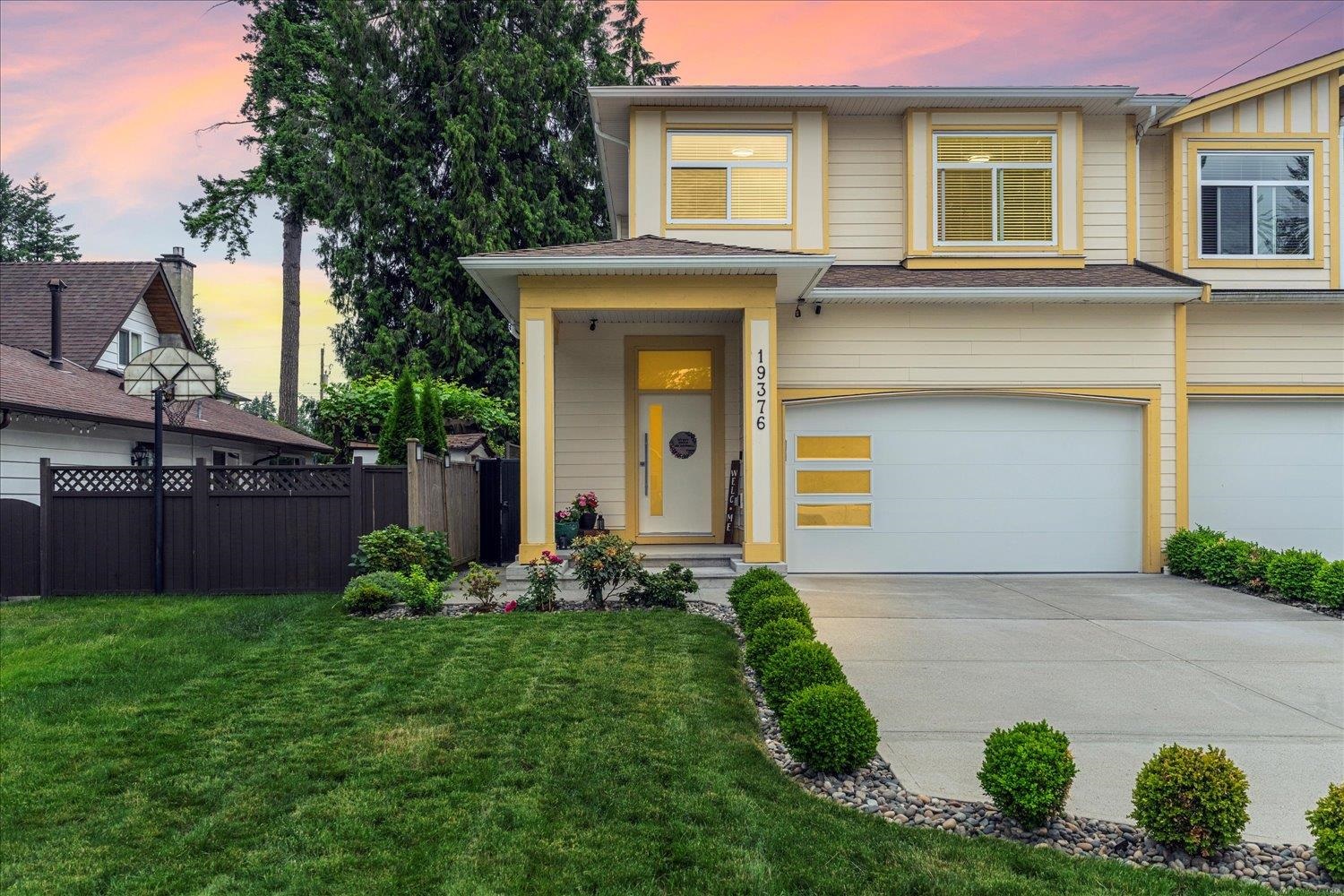 120b Avenue, Pitt Meadows, BC V3Y 1H6