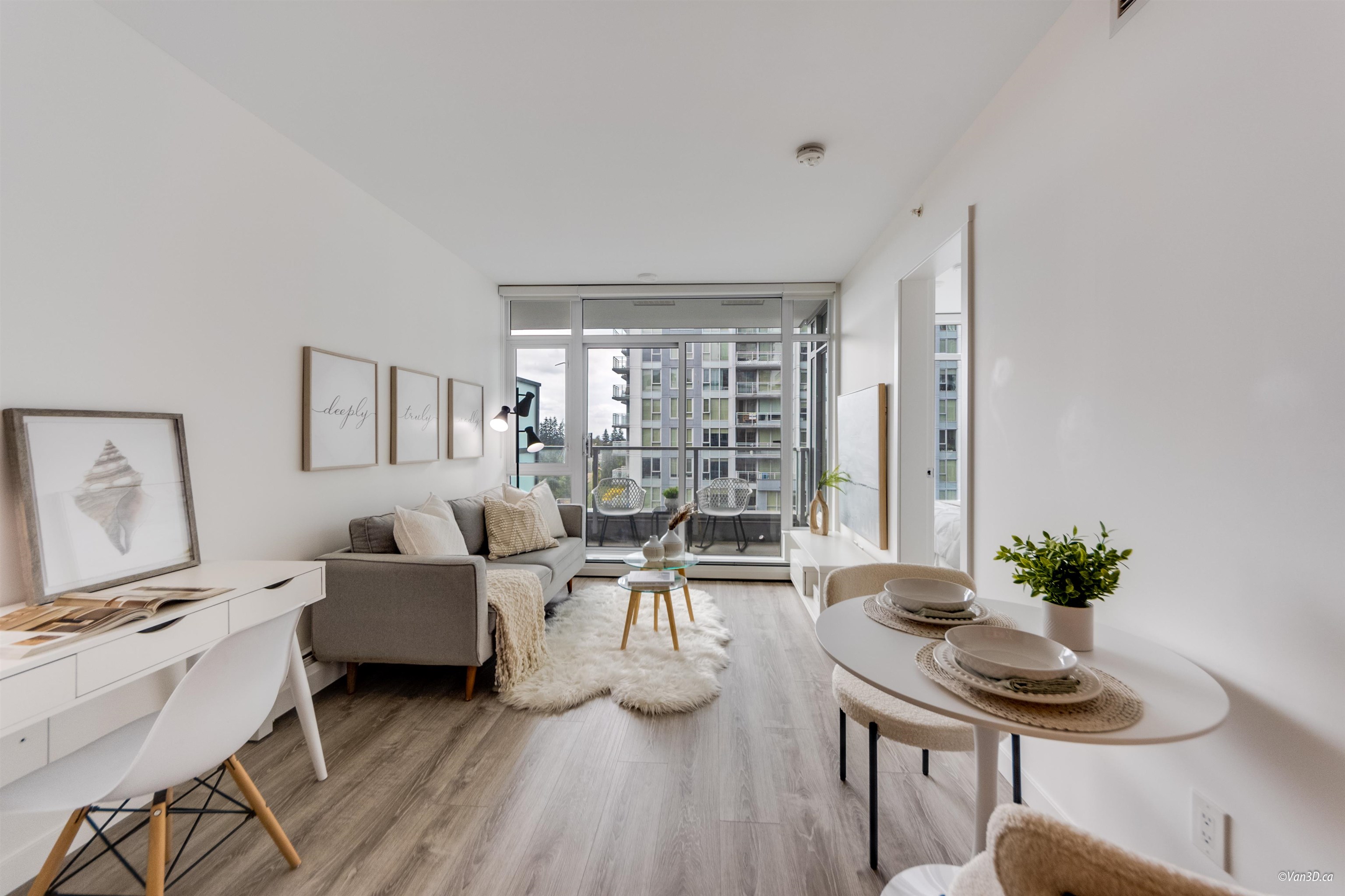 13350 Central Avenue #1114, Surrey, BC V3T 0S1