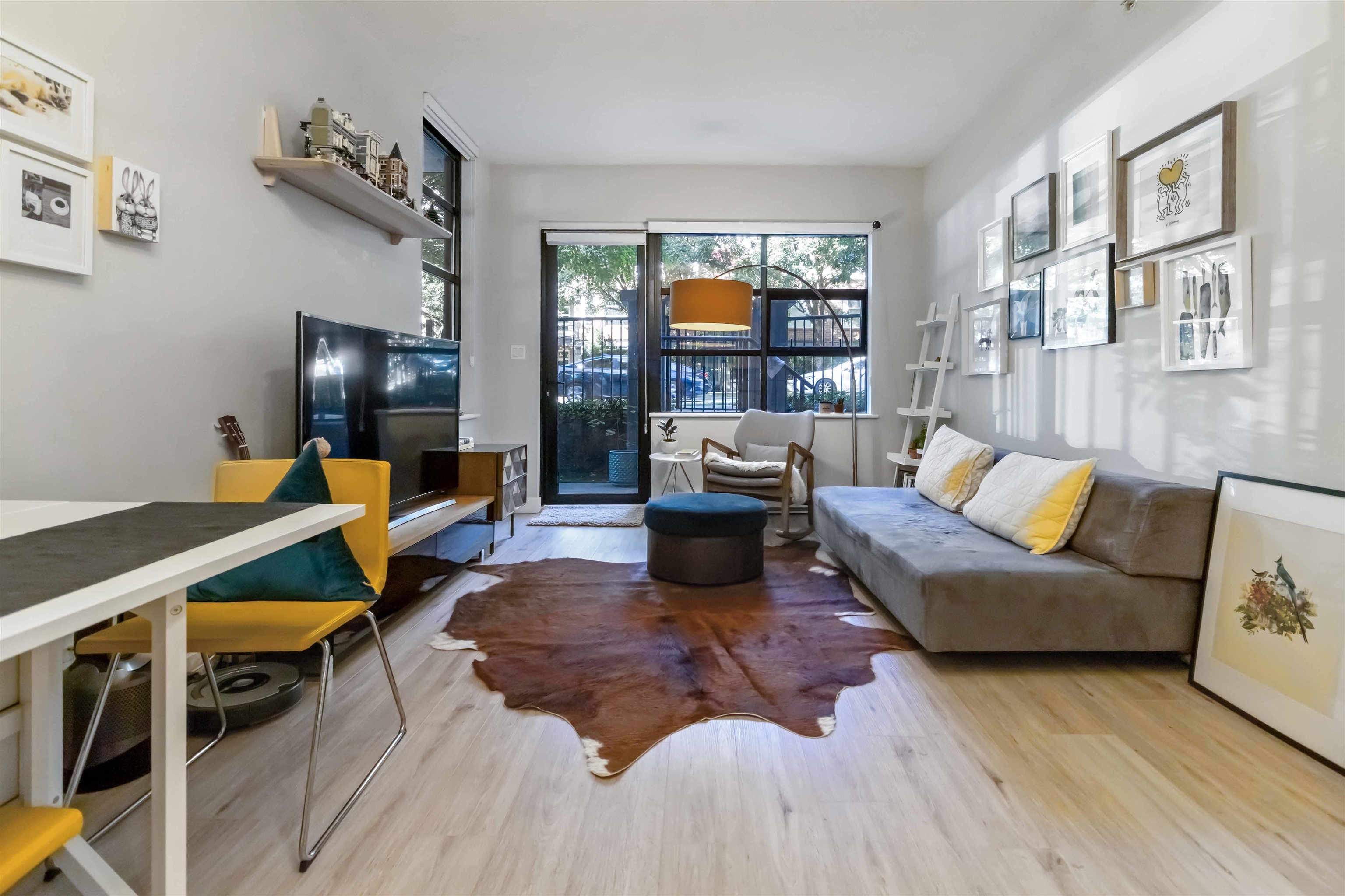 2828 Yew Street #106, Vancouver, BC V6K 4W5