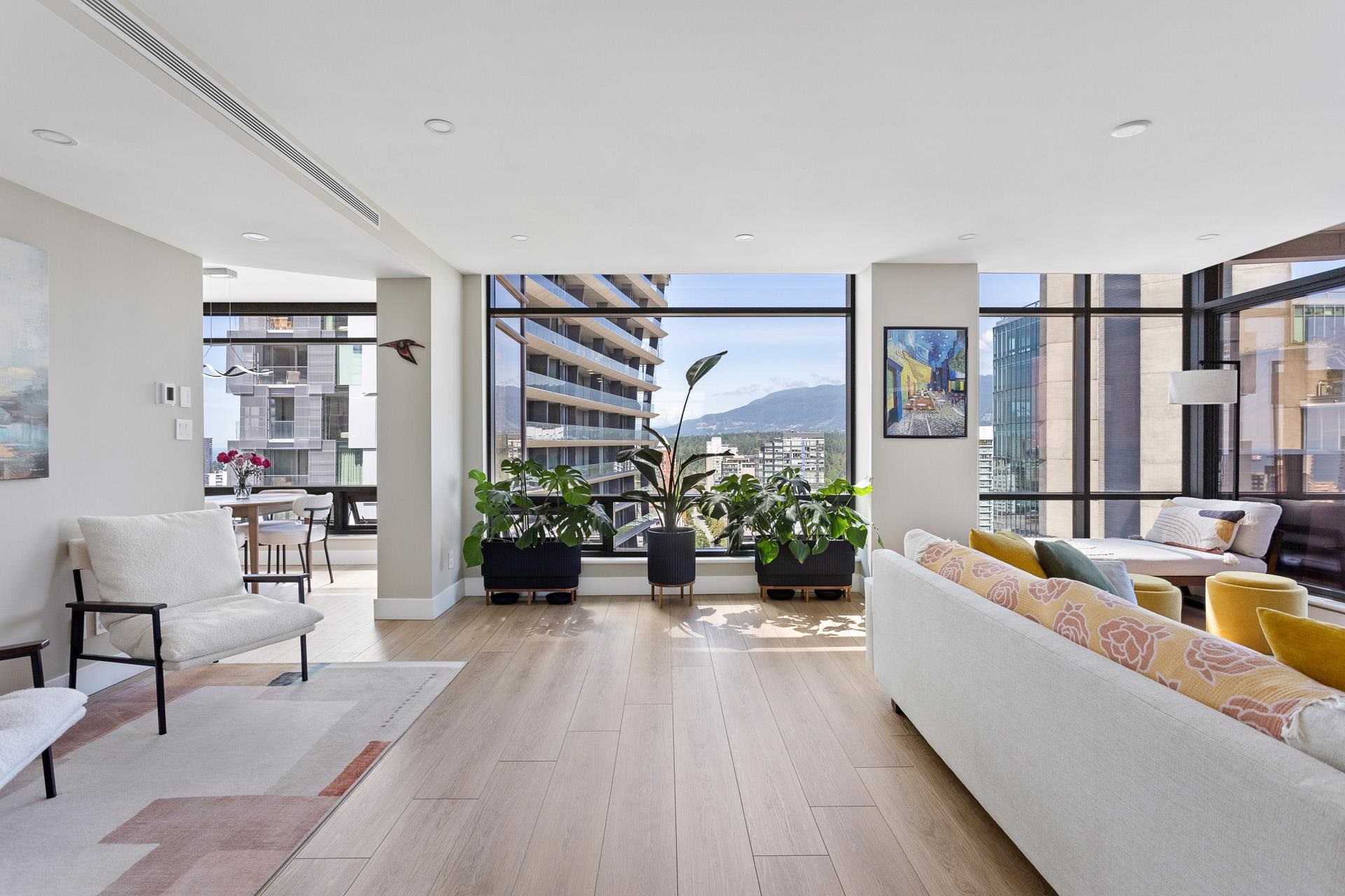 1500 Alberni Street #15c, Vancouver, BC V6G 3C9