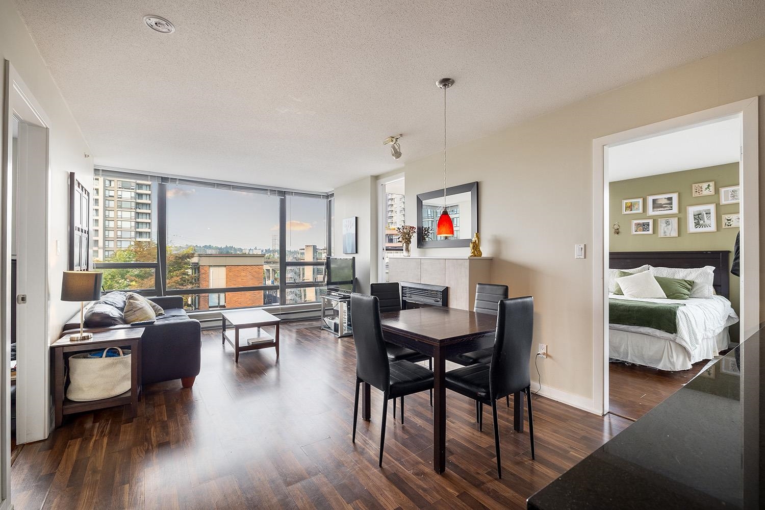 4182 Dawson Street #506, Burnaby, BC V5C 0A2