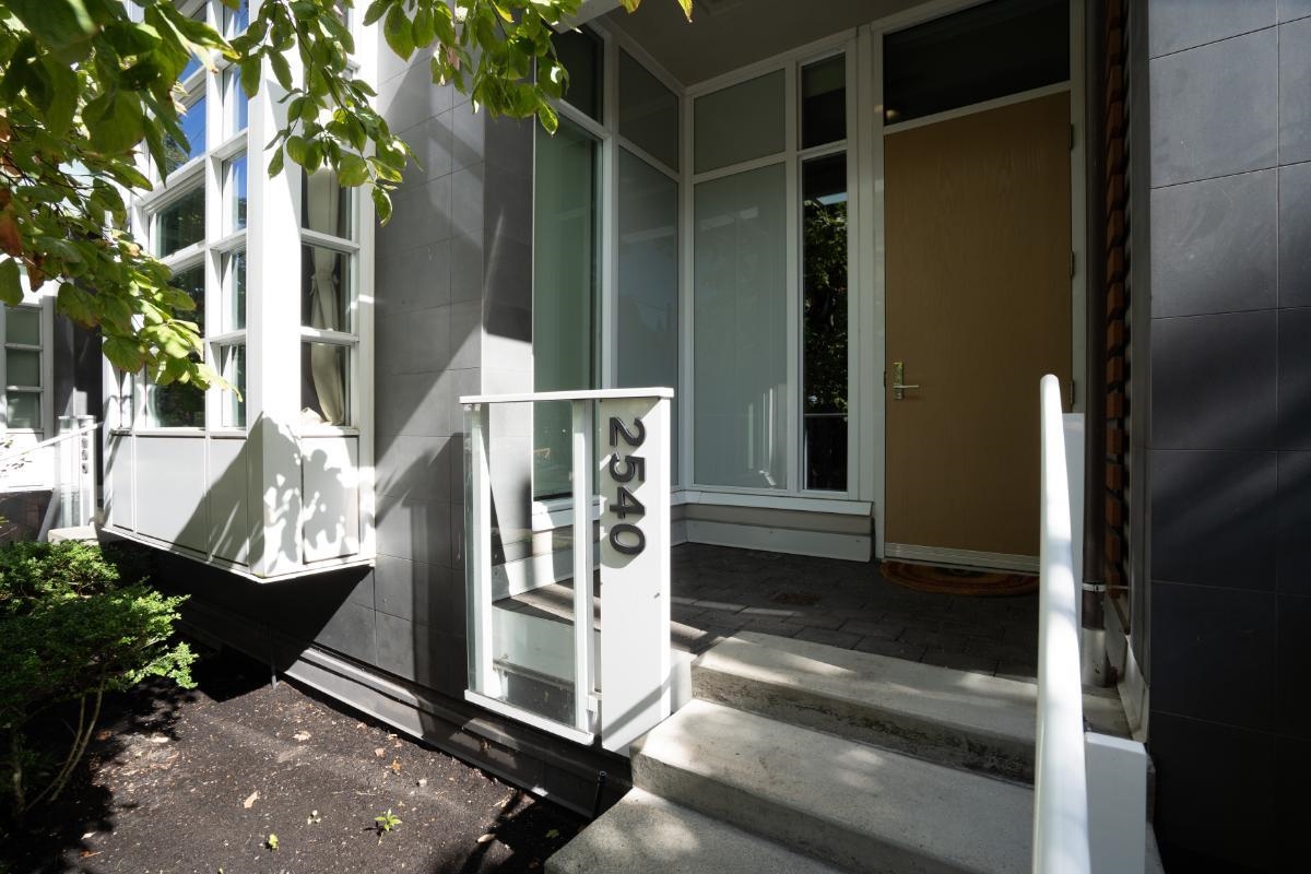 2540 Spruce Street, Vancouver, BC V6H 2P7