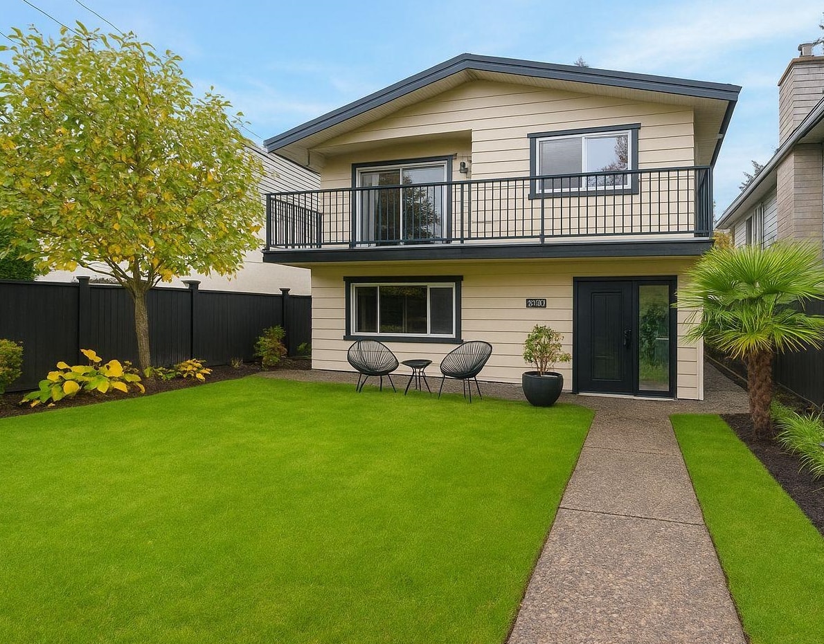 1709 Philip Avenue, North Vancouver, BC V7P 2V9