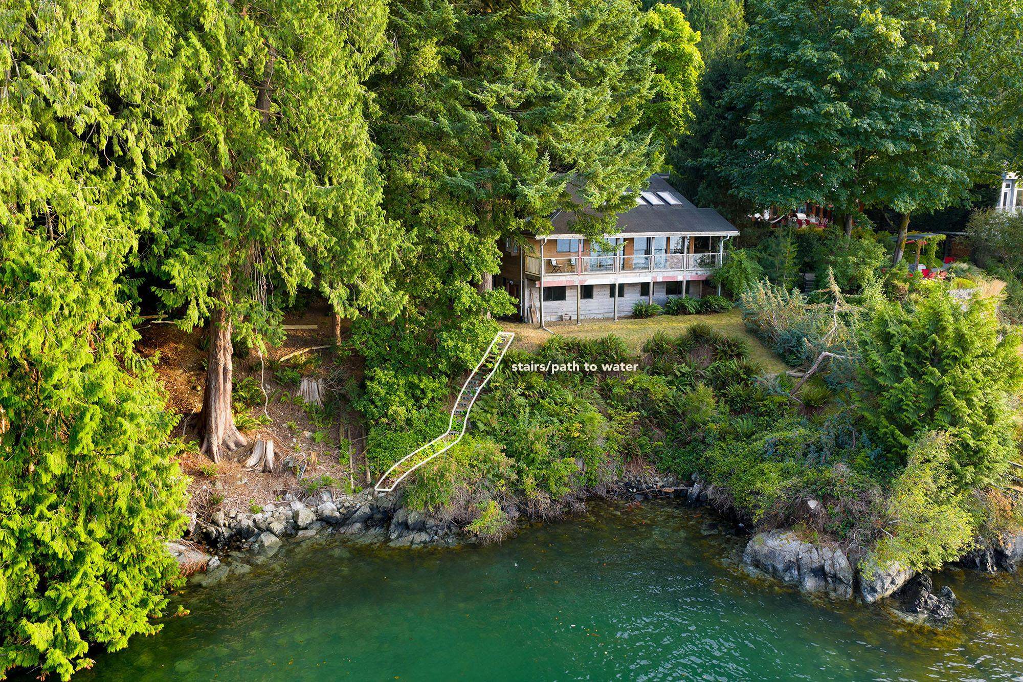 1558 Mount Gardner Road, Bowen Island, BC V0N 1G2