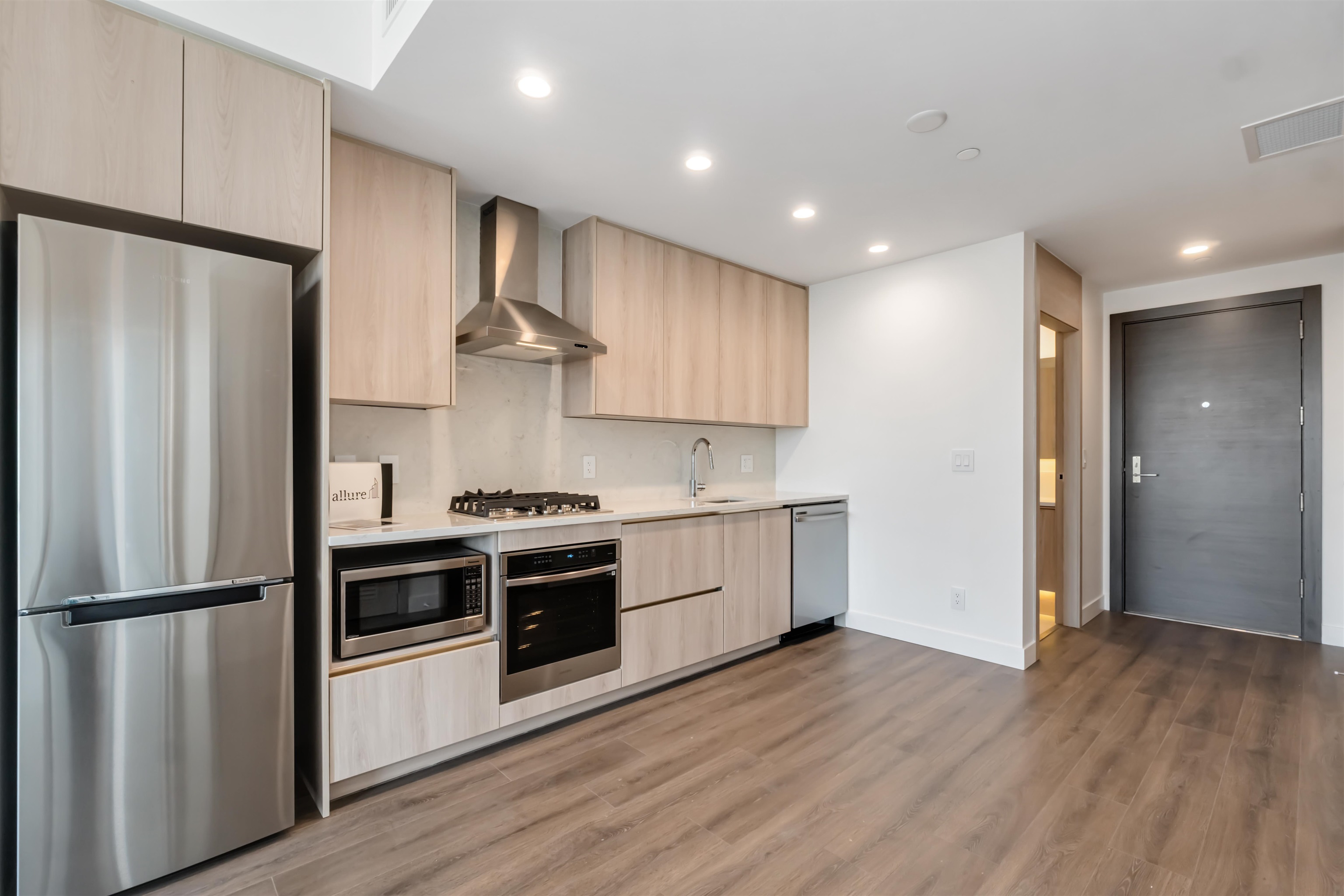 10750 135a Street #2903, Surrey, BC V3T 0V4