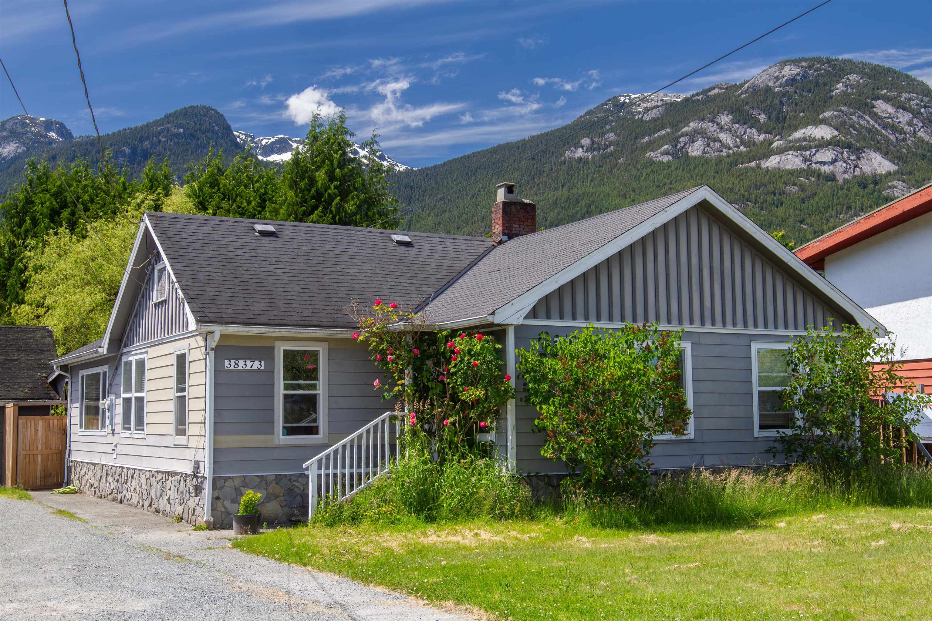 38373 Buckley Avenue, Squamish, BC V8B 0A5