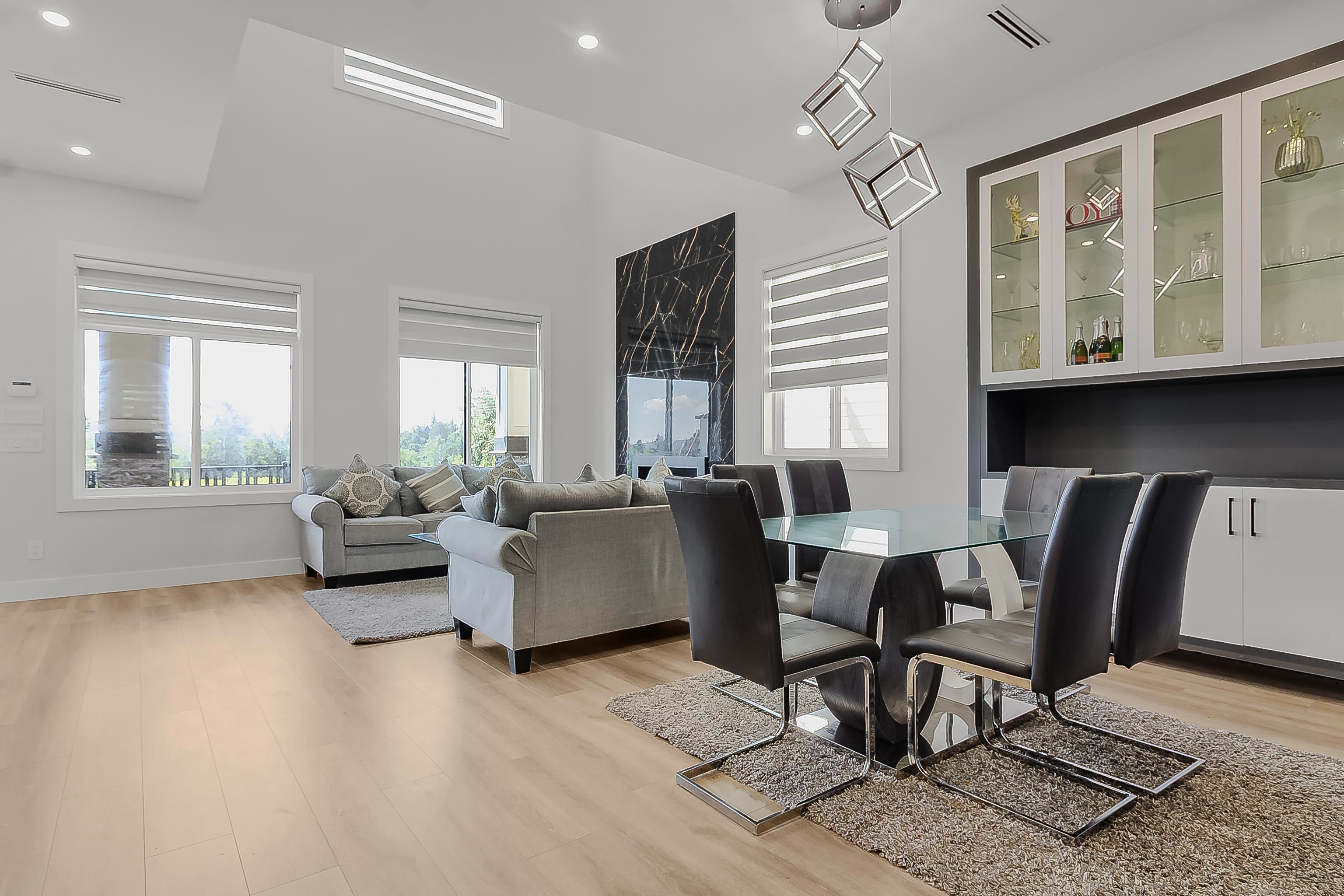15a Avenue, Surrey, BC V3Z 9M4