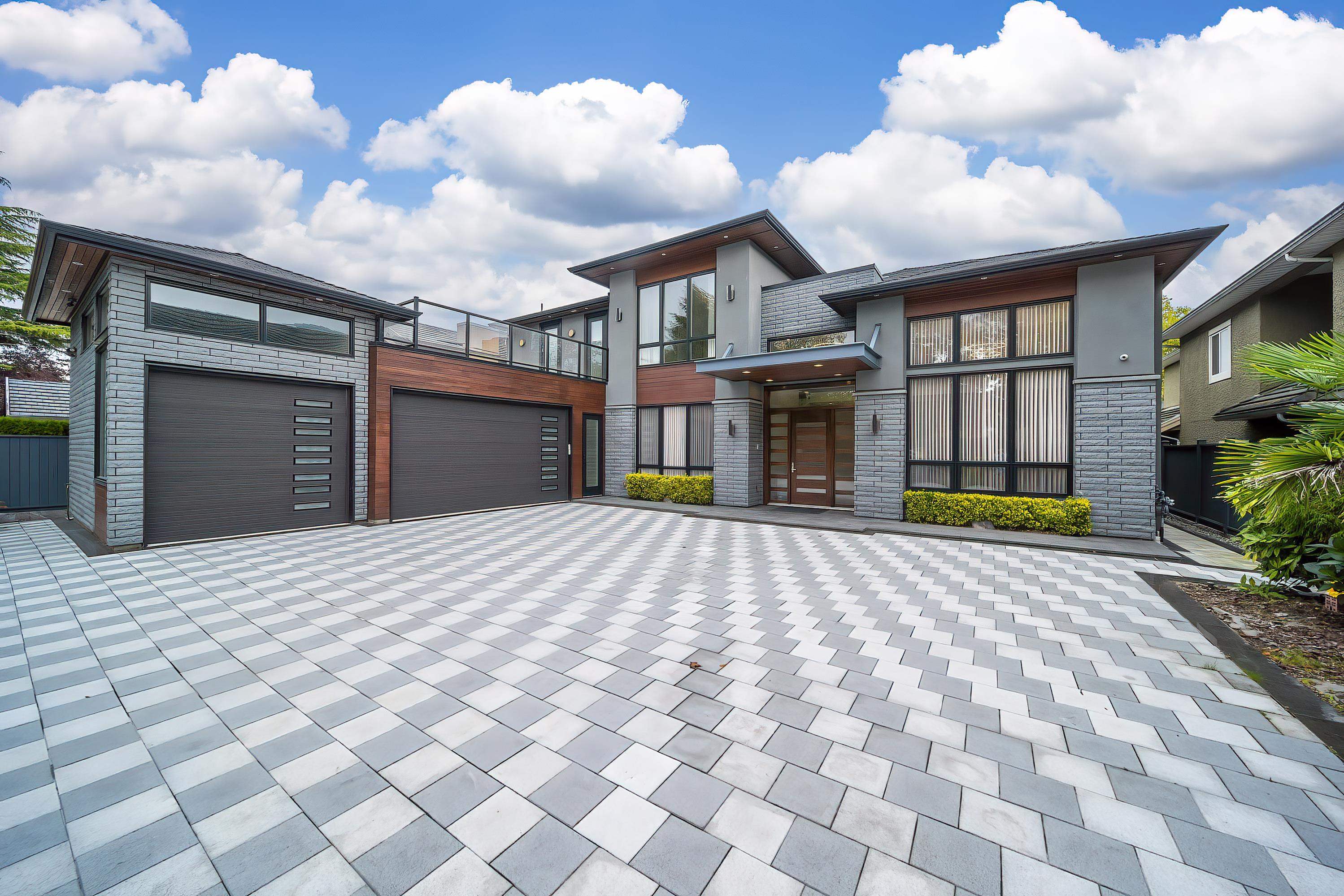 8160 Railway Avenue, Richmond, BC V7C 5C8