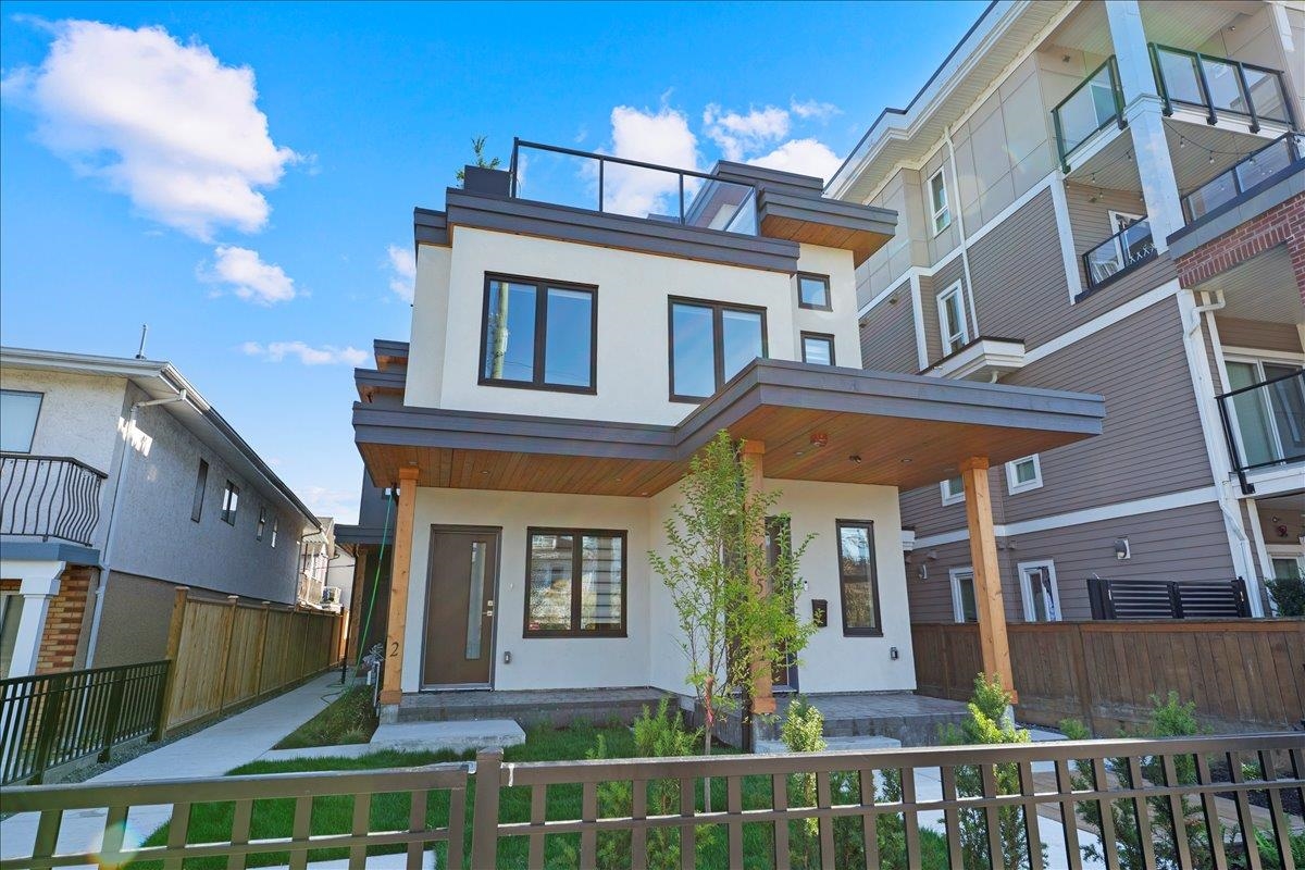 4856 Slocan Street, Vancouver, BC V5R 2A3
