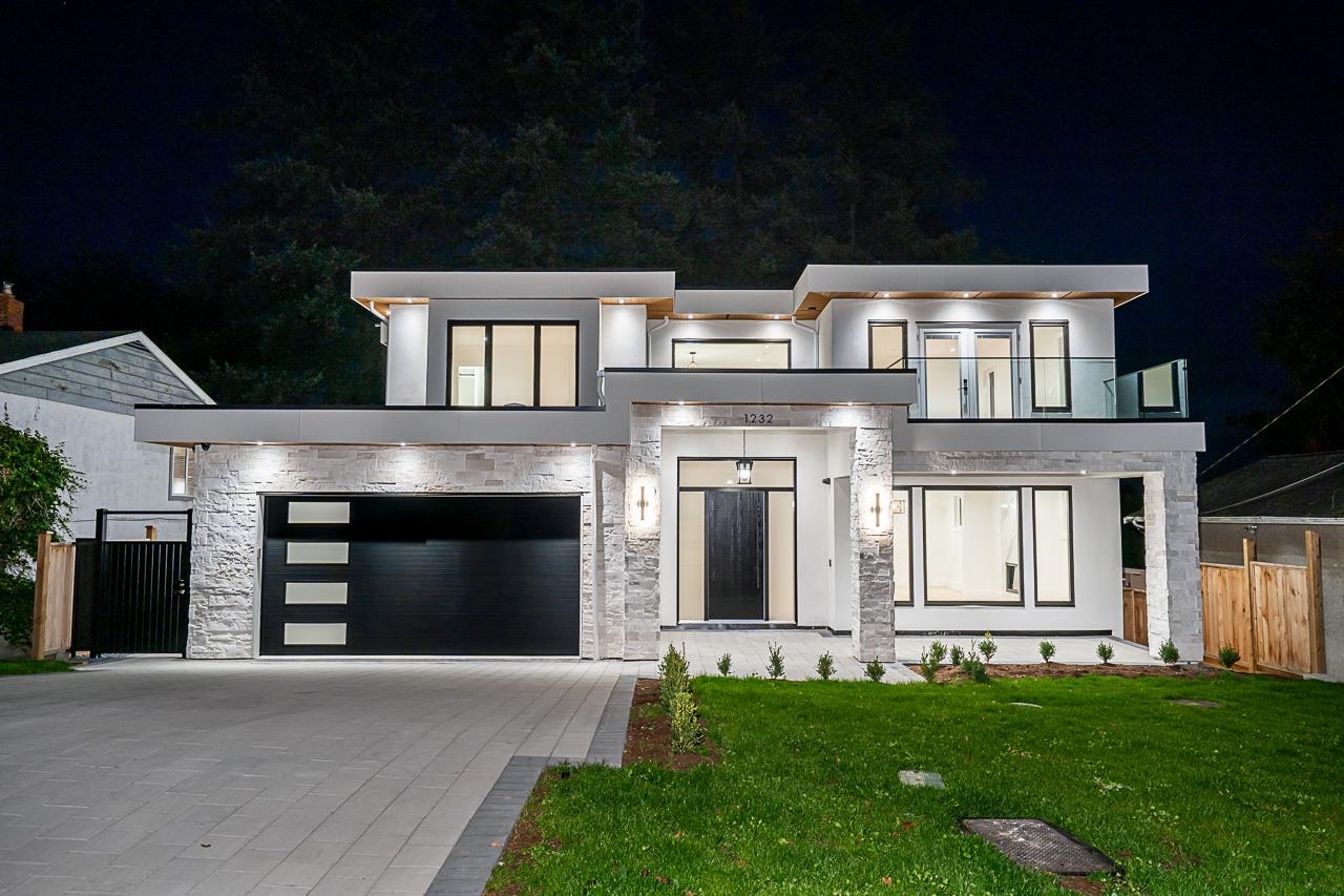 1232 Parker Street, White Rock, BC V4B 4S1
