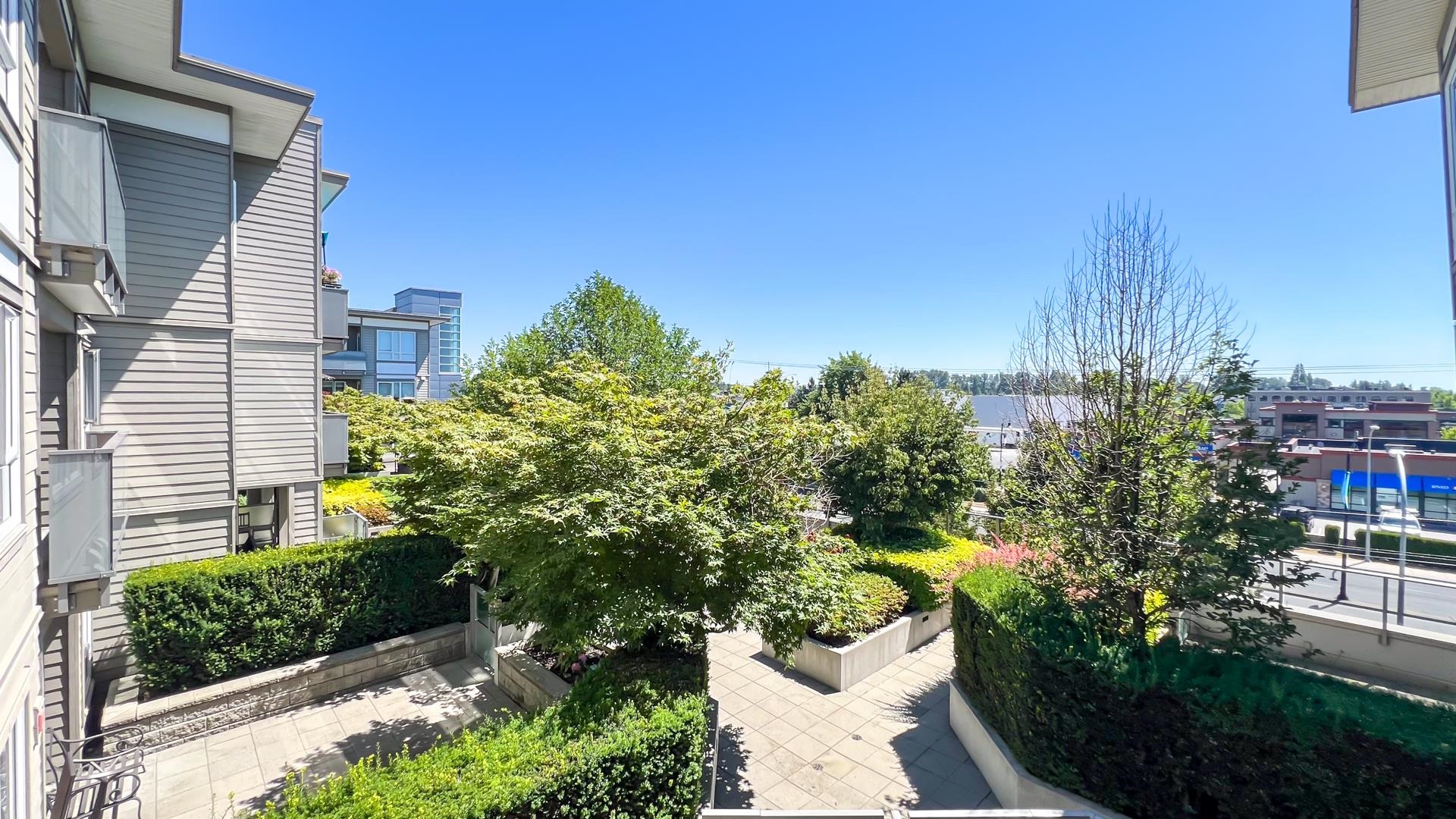 10880 Number 5 Road #323, Richmond, BC V6W 0B3