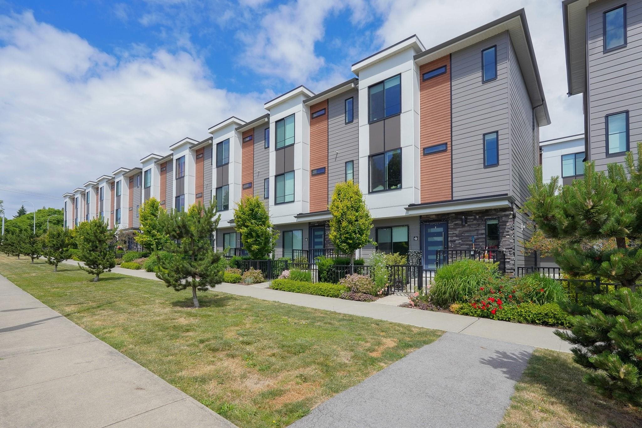 1639 162 Street #10, Surrey, BC V4A 4Y1