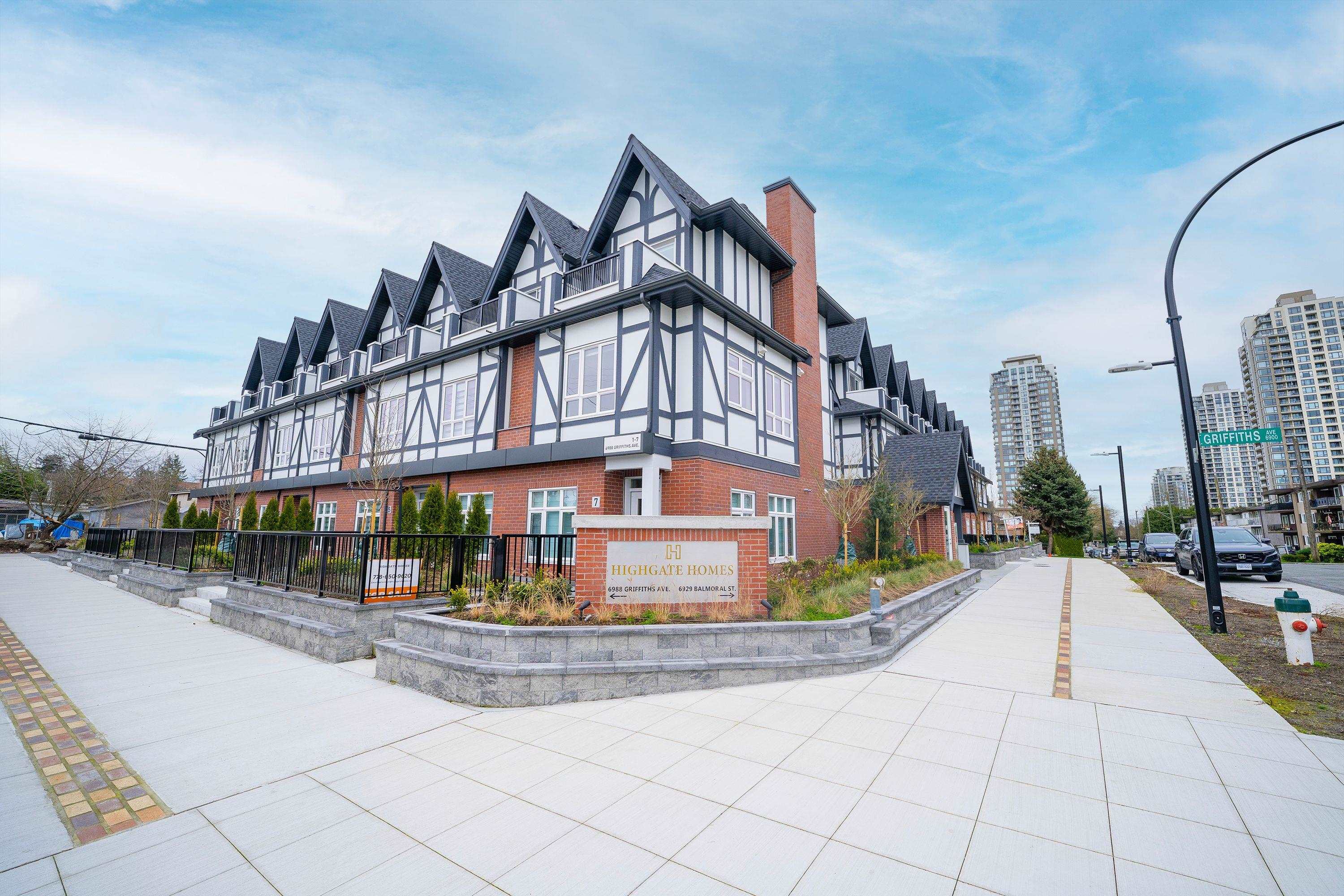 6929 Balmoral St #5, Burnaby, BC V5E 0C7
