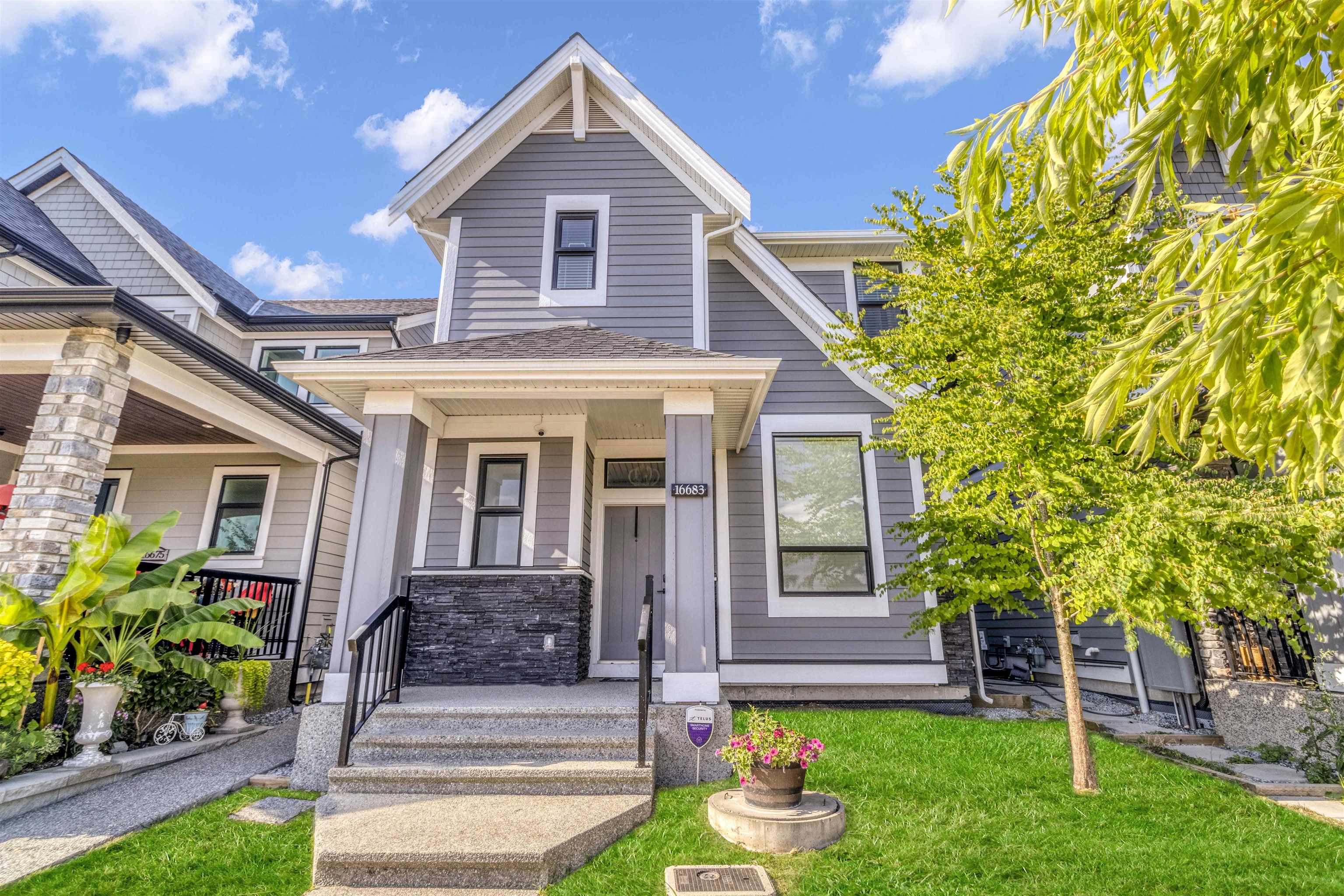 21 Avenue, Surrey, BC V3Z 9X9